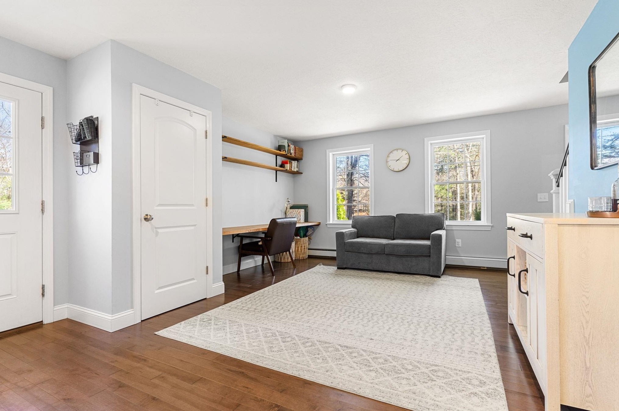 241 Ash Swamp Rd, Newmarket NH  03857-2116 exterior