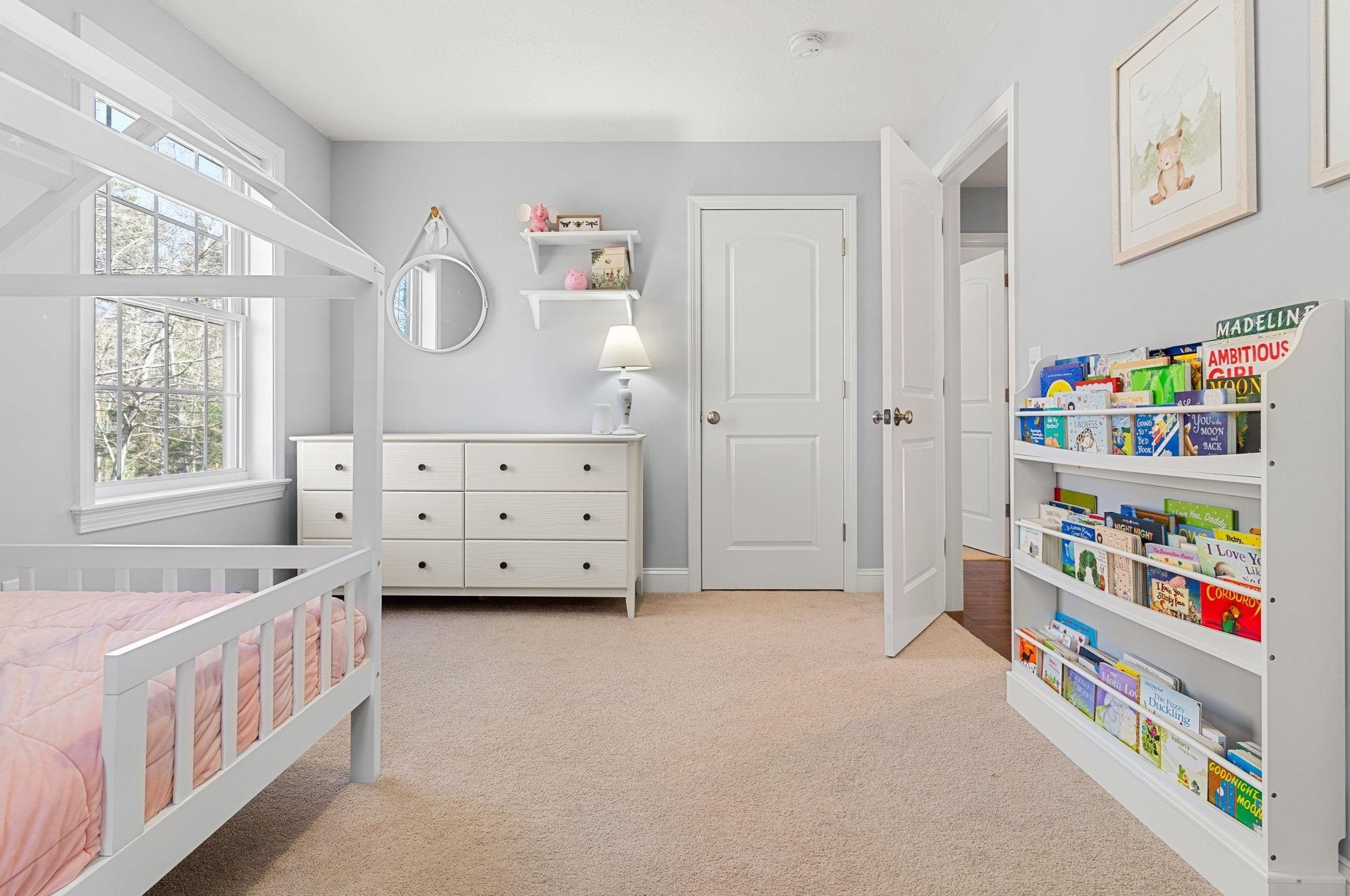 241 Ash Swamp Rd, Newmarket NH  03857-2116 exterior