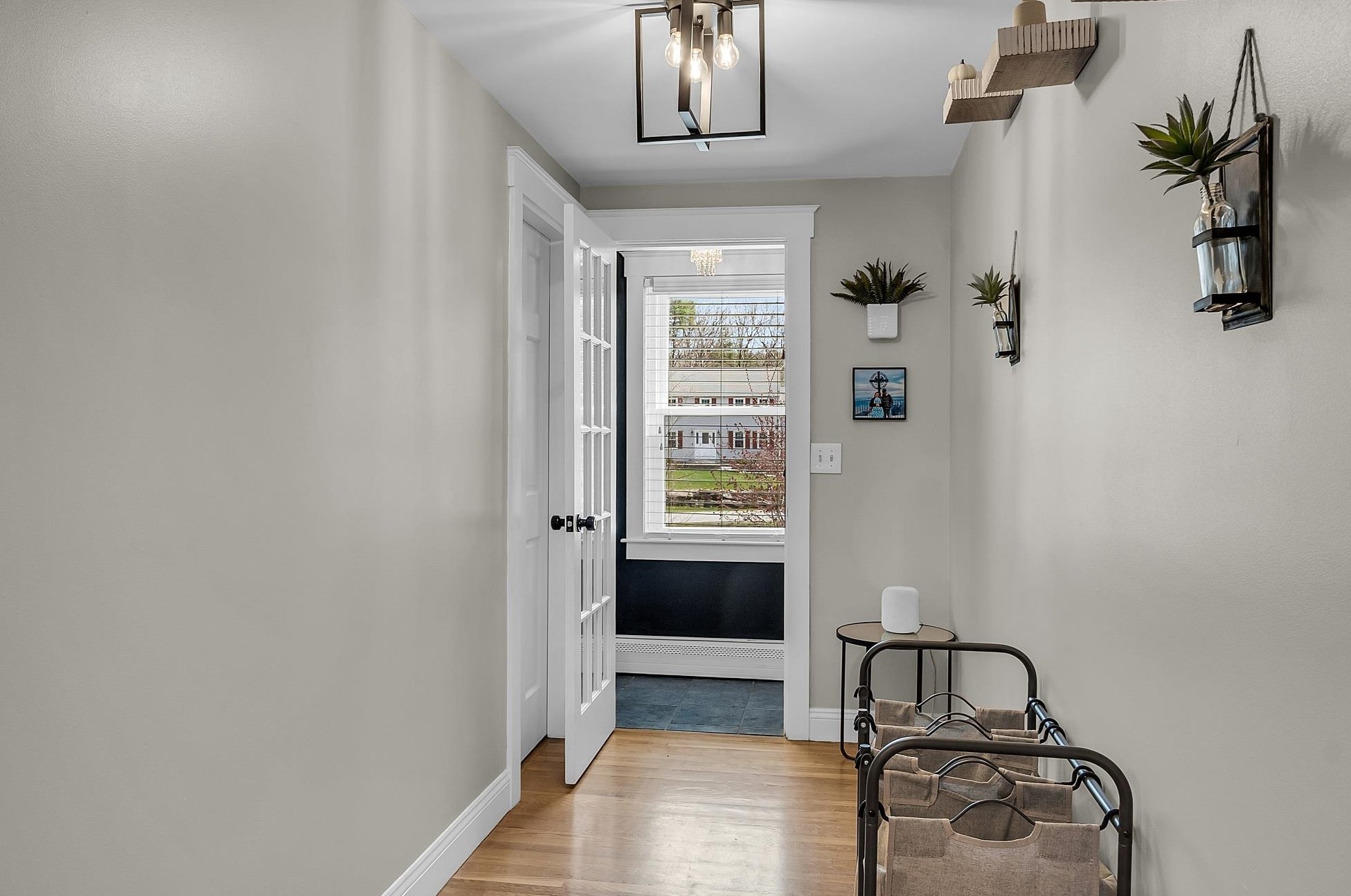 46 Windsor Blvd, Londonderry NH  03053-3622 exterior