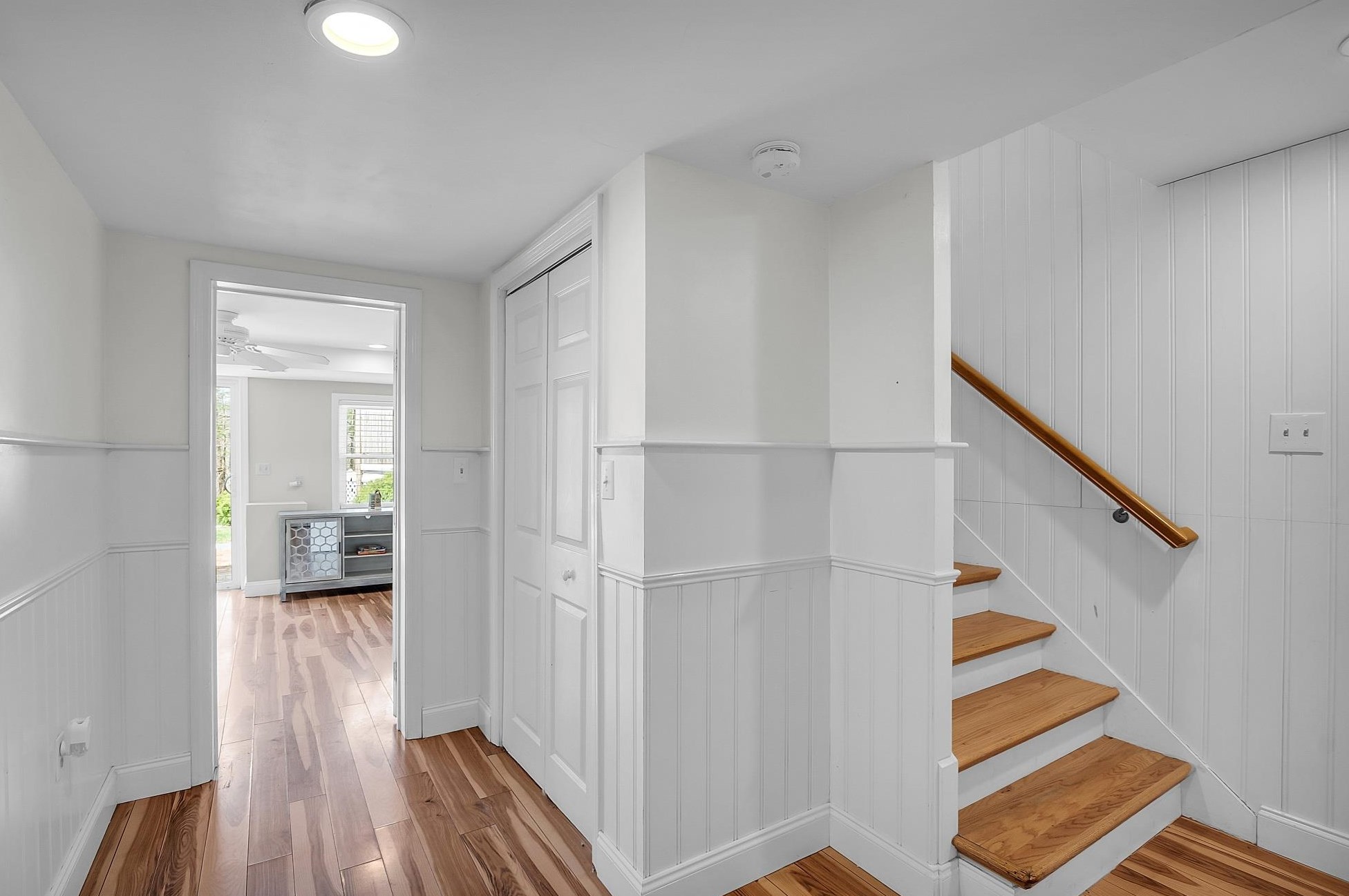 46 Windsor Blvd, Londonderry NH  03053-3622 exterior