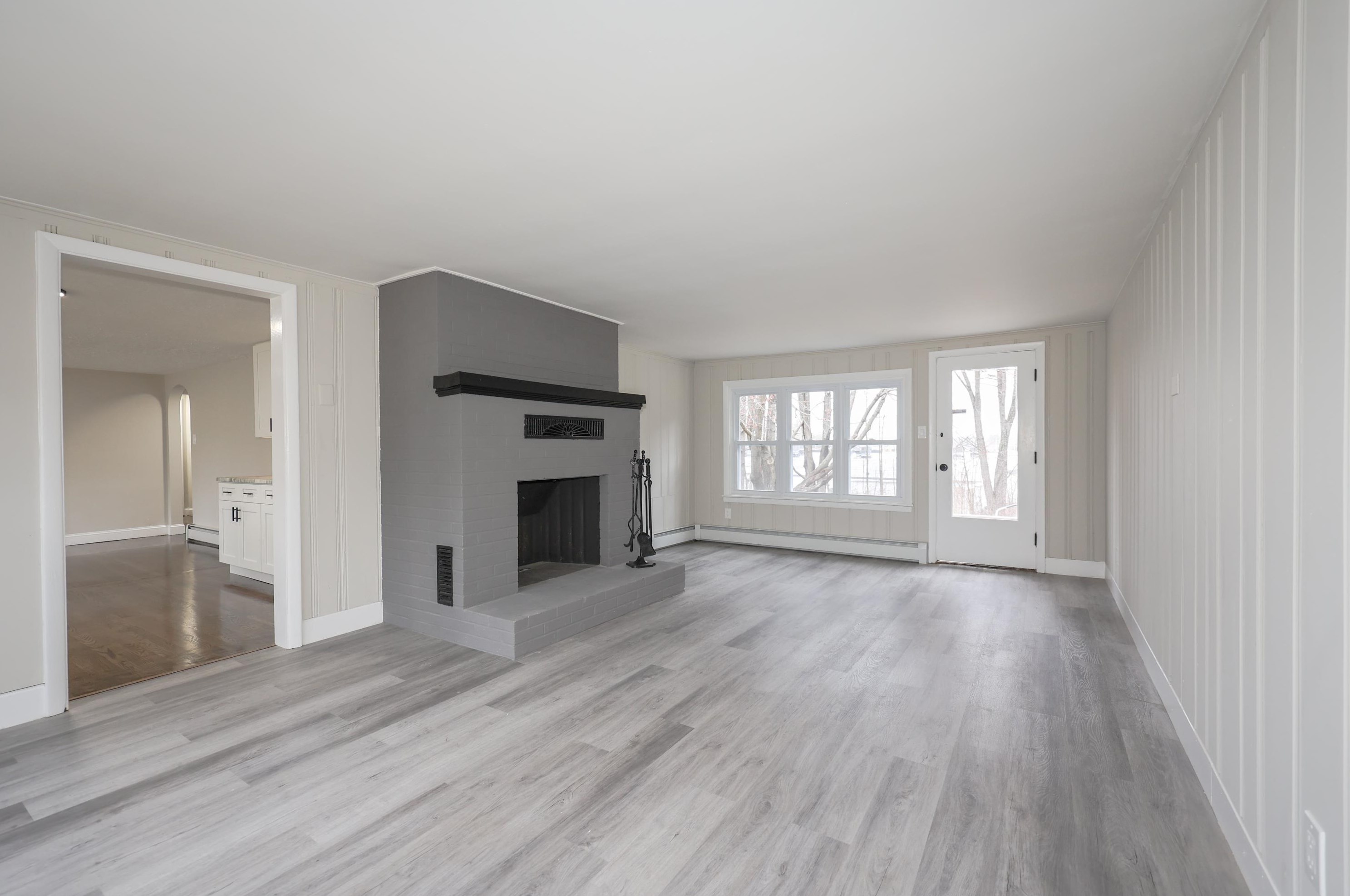 18 Whitehall Rd, Manchester NH  03106-1923 exterior