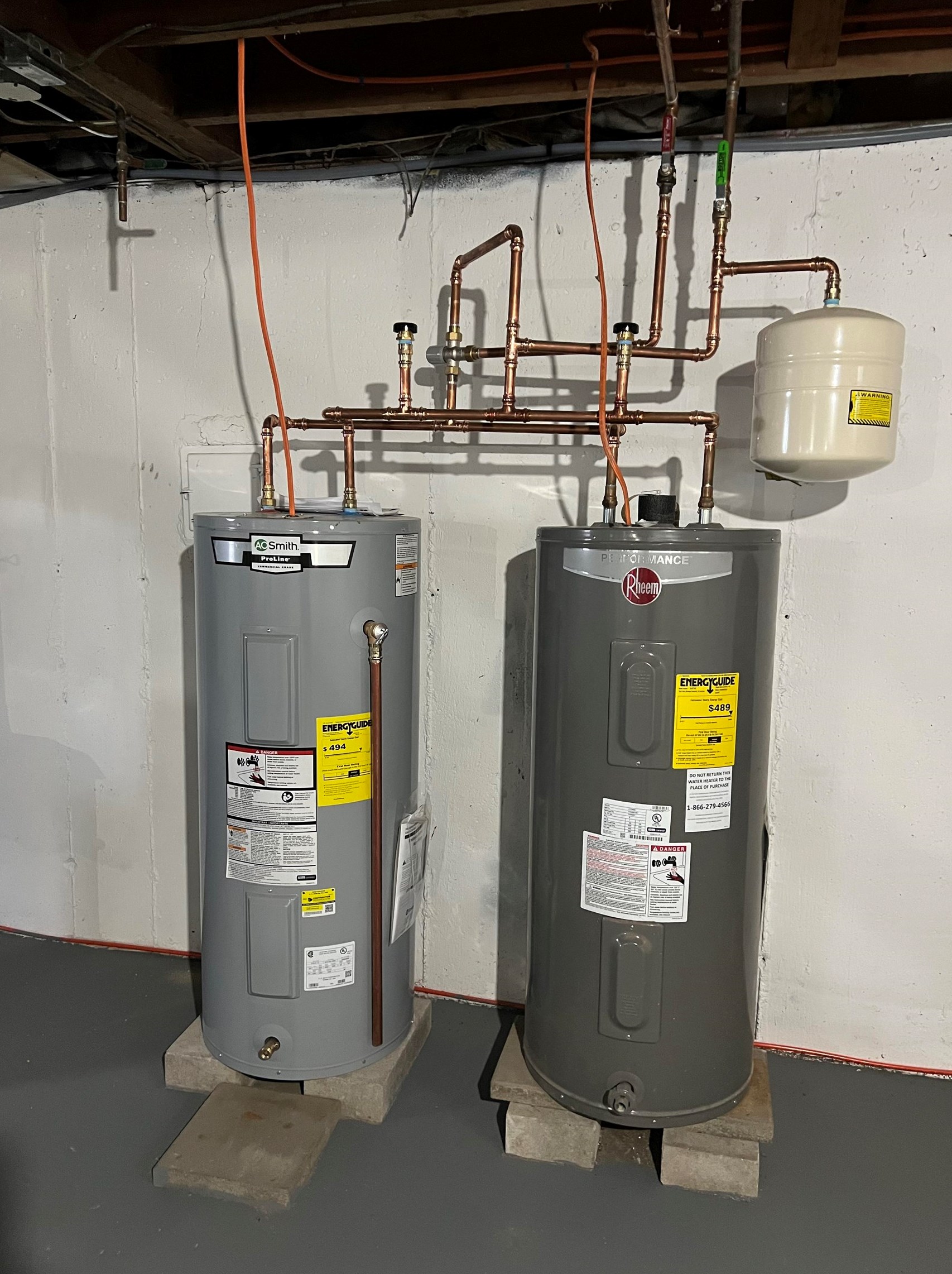 18 Whitehall Rd, Manchester NH  03106-1923 exterior