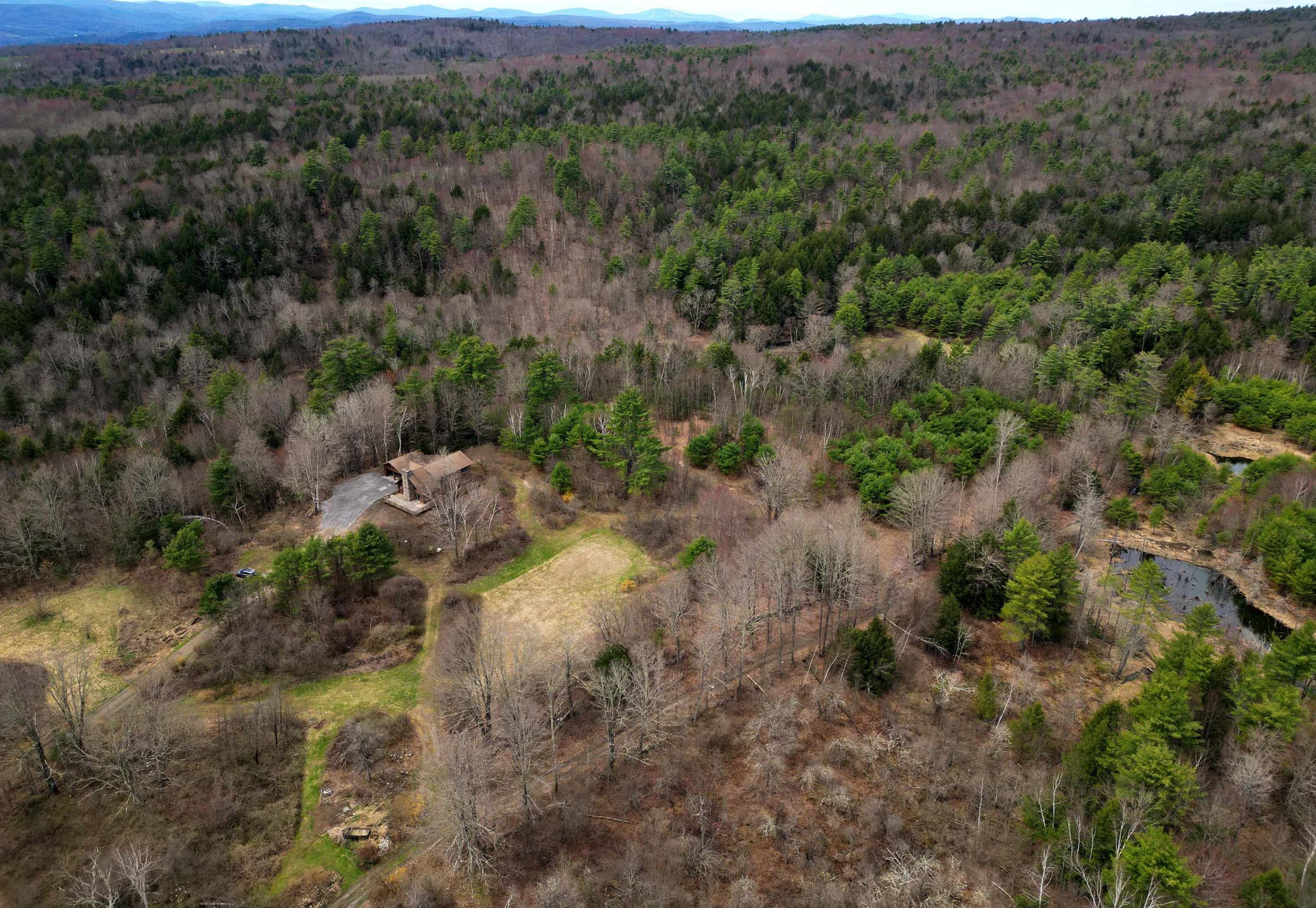 65 Old Stage Rd, Alstead, NH 03602