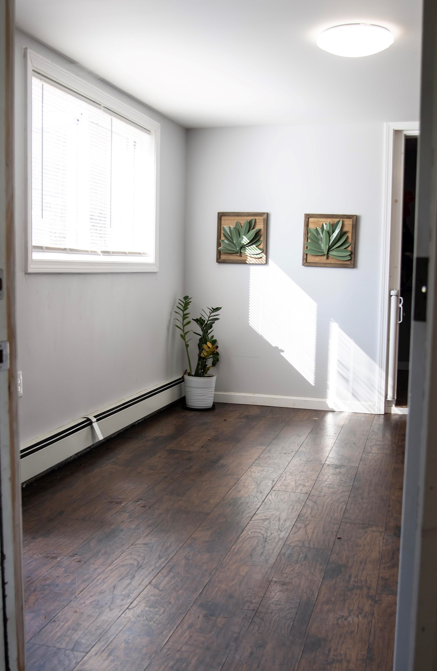17 Scott Ave, Manchester, NH 03106