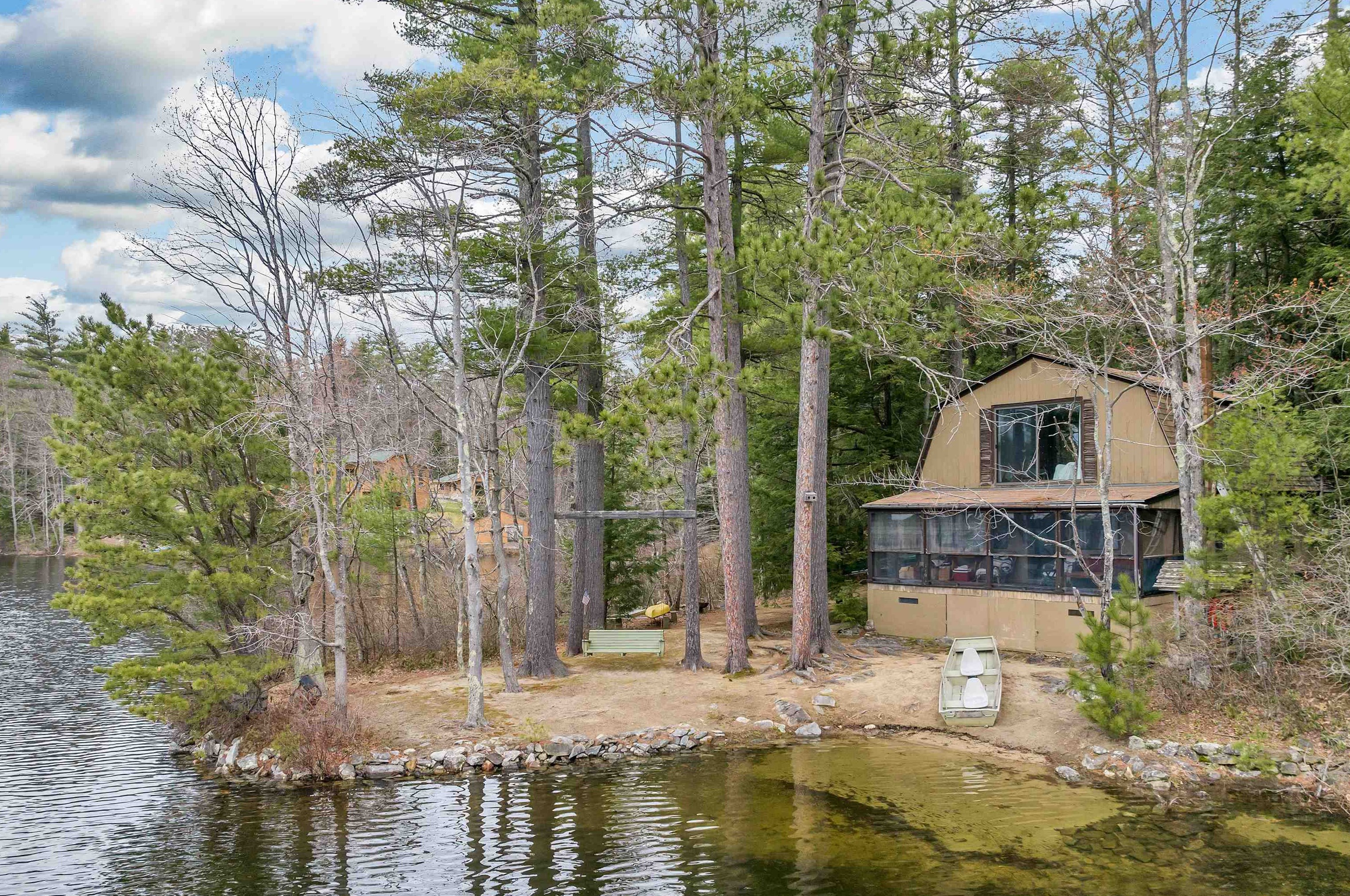 28 Sawmill Shores Rd, Meredith, NH 03253-6228