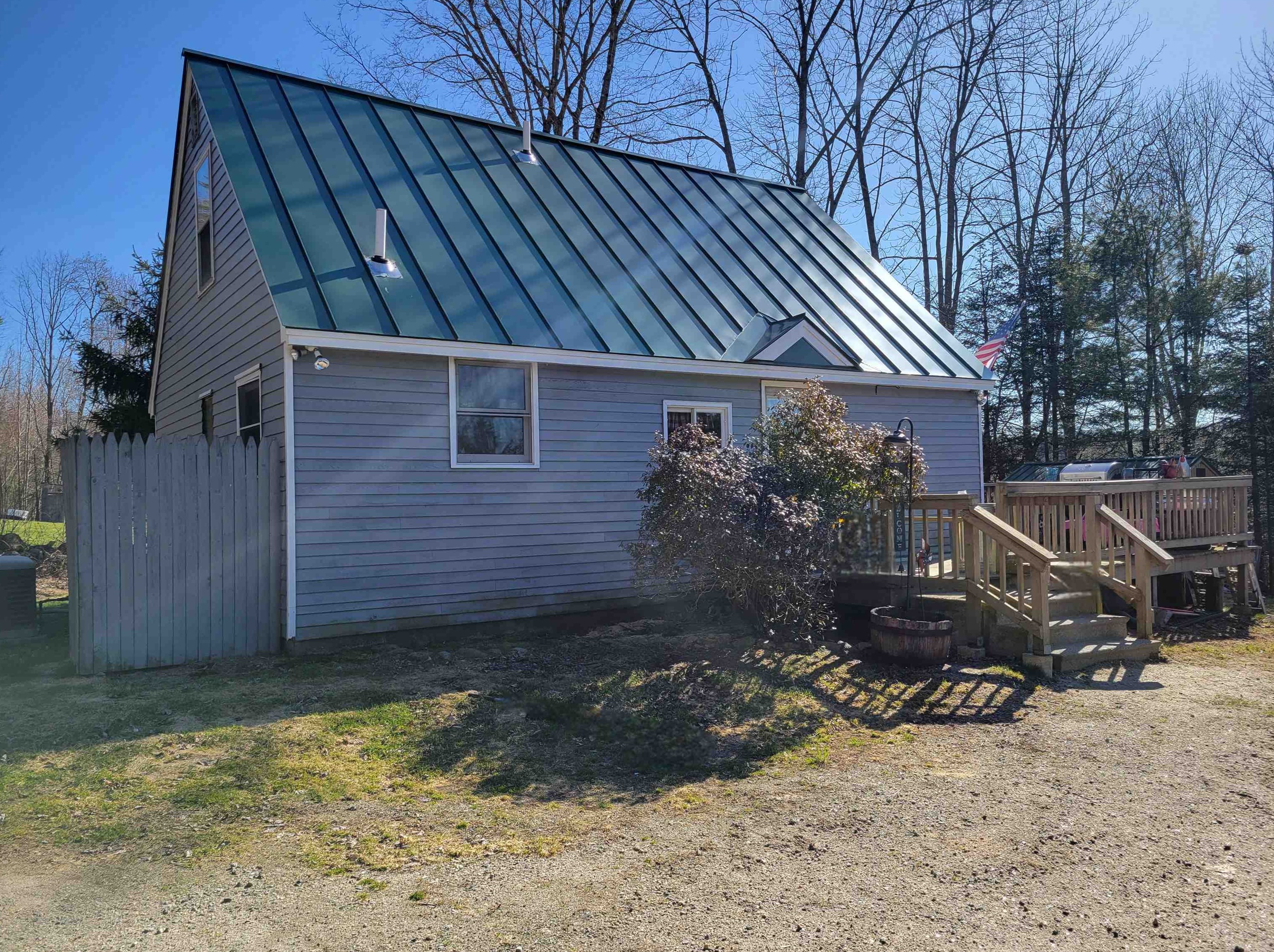 660 Jerusalem Rd, Orange, NH 03741-7303