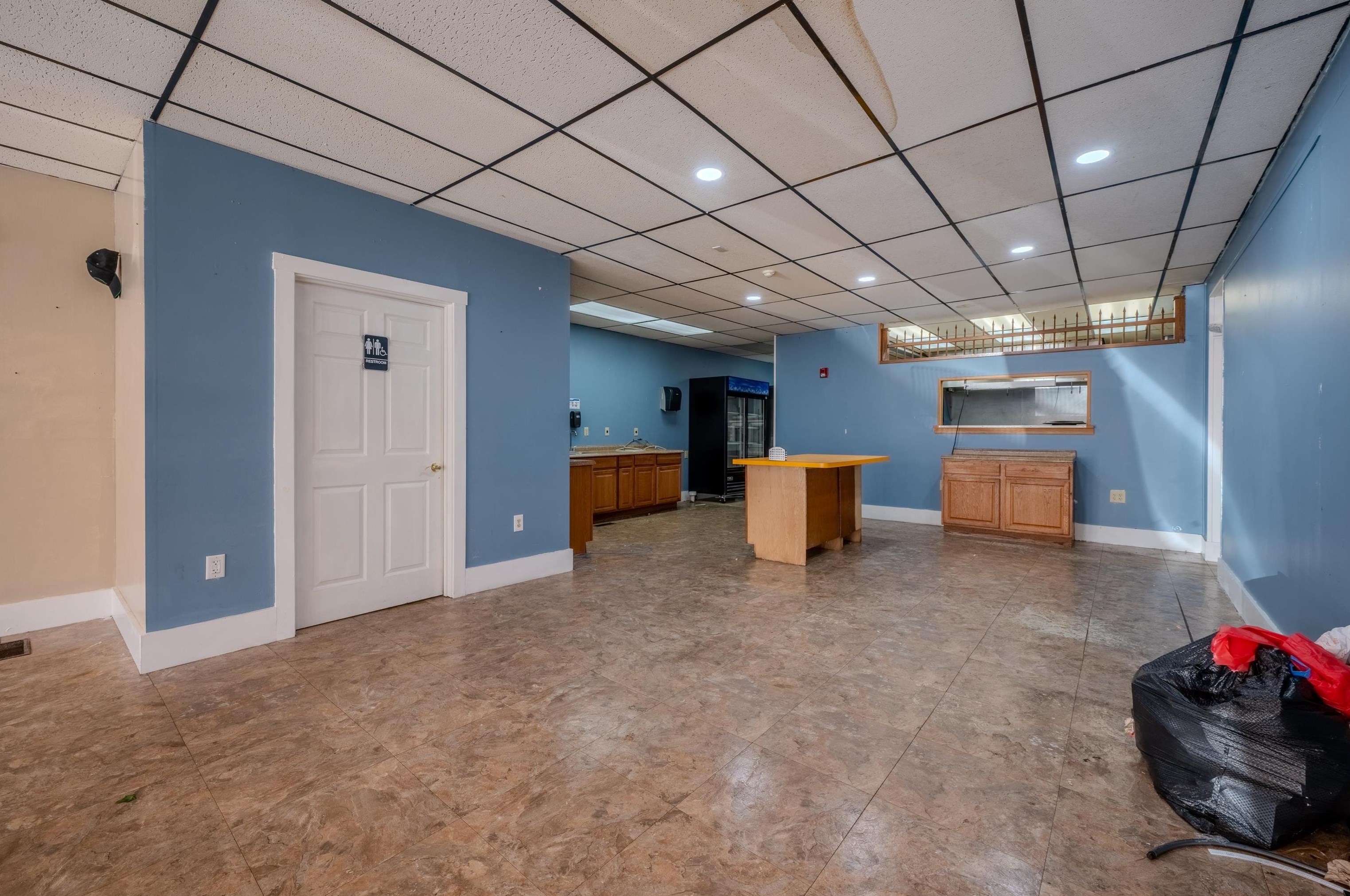 44 Main St, Pittsfield NH 03263-3708 exterior