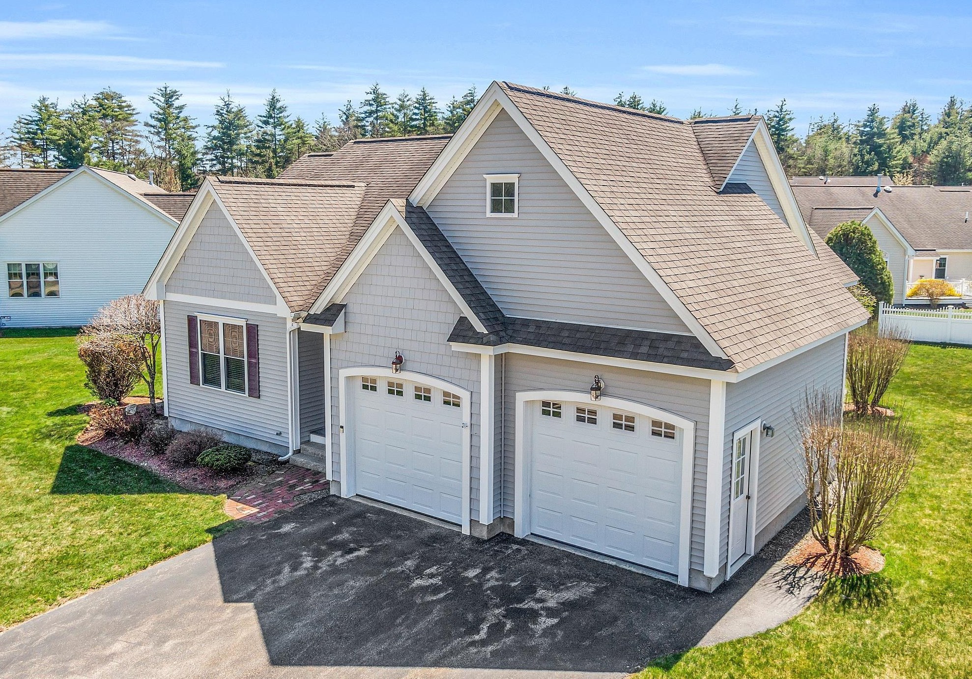 4 Beacon Ln #28, Amherst, NH 03031