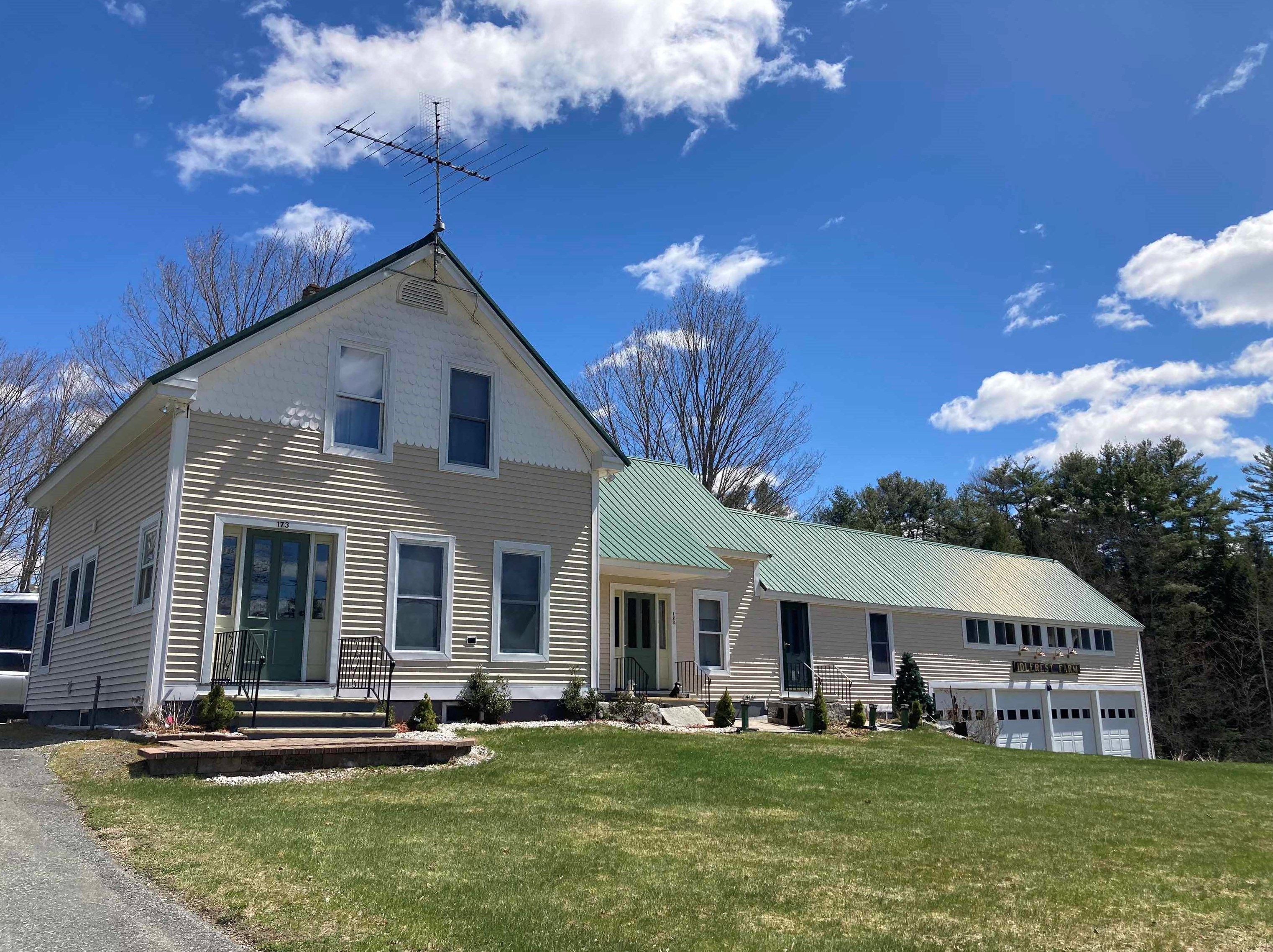 173 Gristmill Hill Rd, Orange, NH 03741-7809