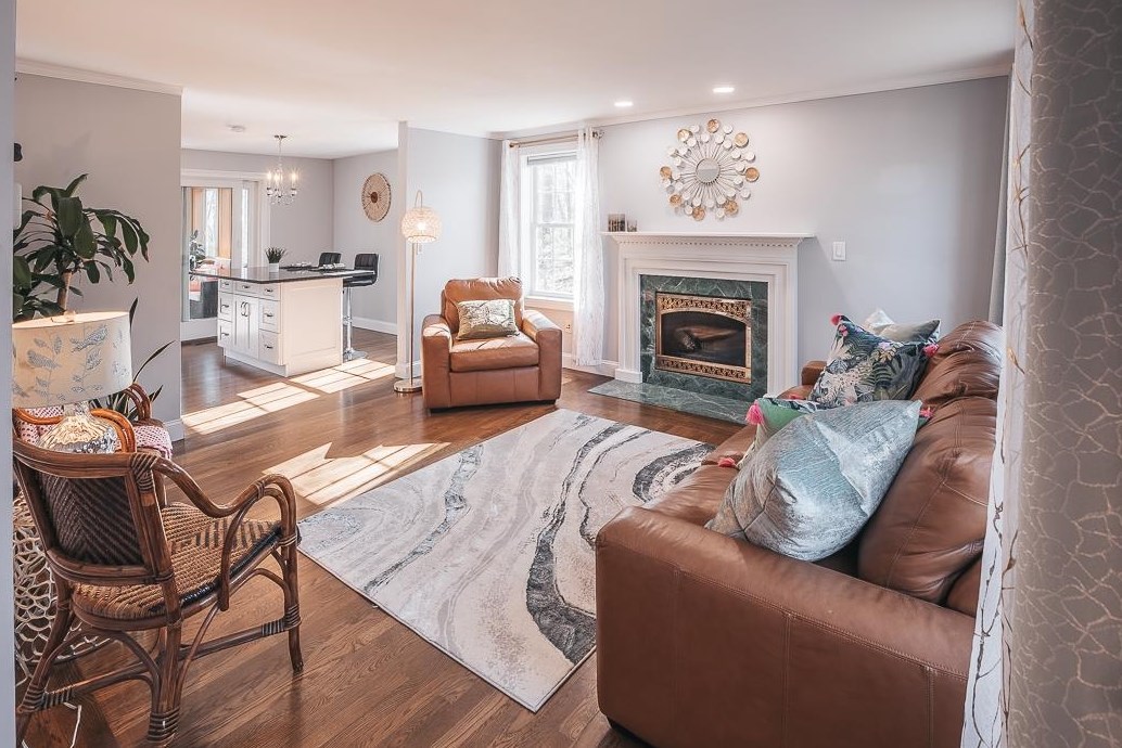 17 Mountain Rd, Auburn, NH 03032