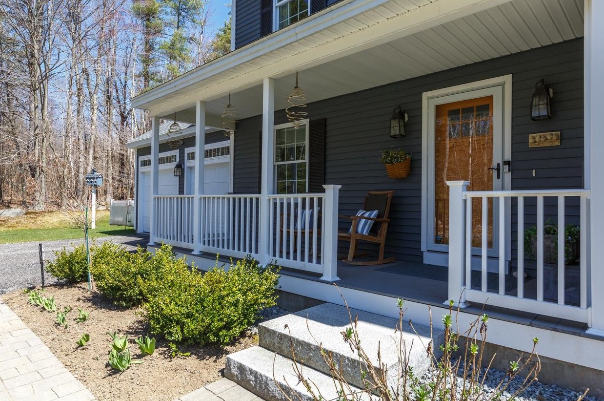 10 Monadnock Ln, Peterborough, NH 03458-2260