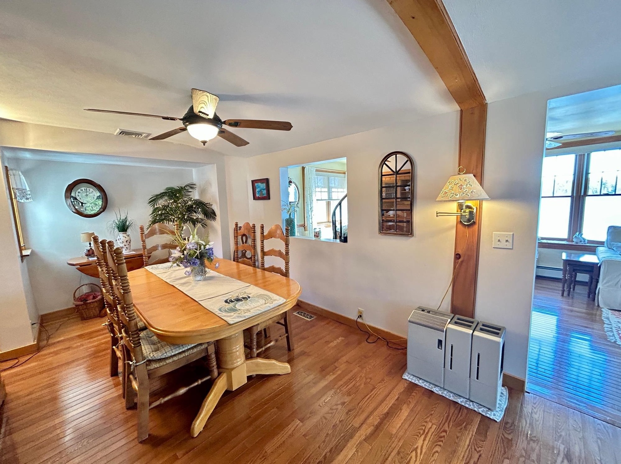 25 Wenmarks Rd, Newton NH 03858-3321 exterior