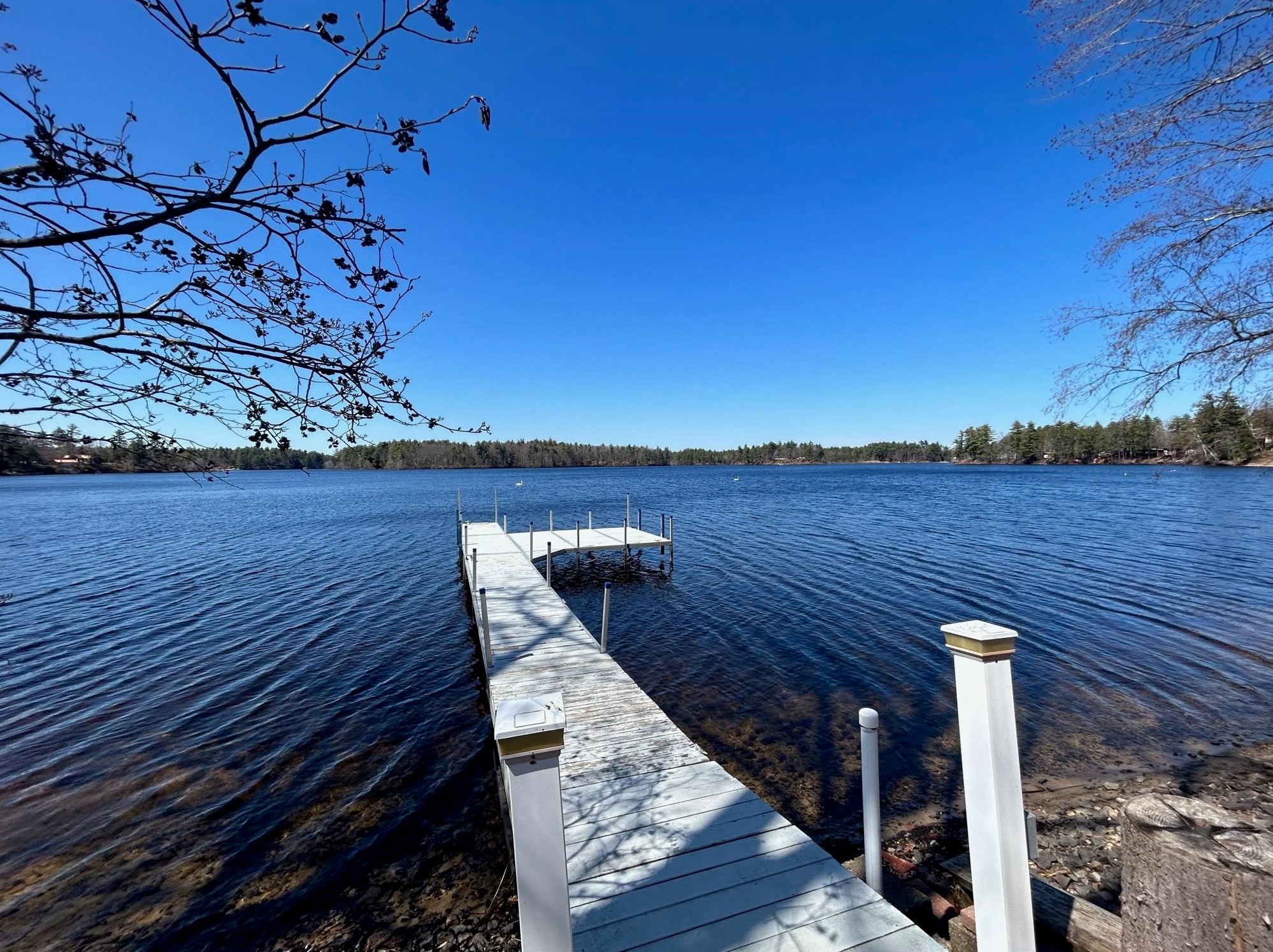 25 Wenmarks Rd, Newton NH 03858-3321 exterior