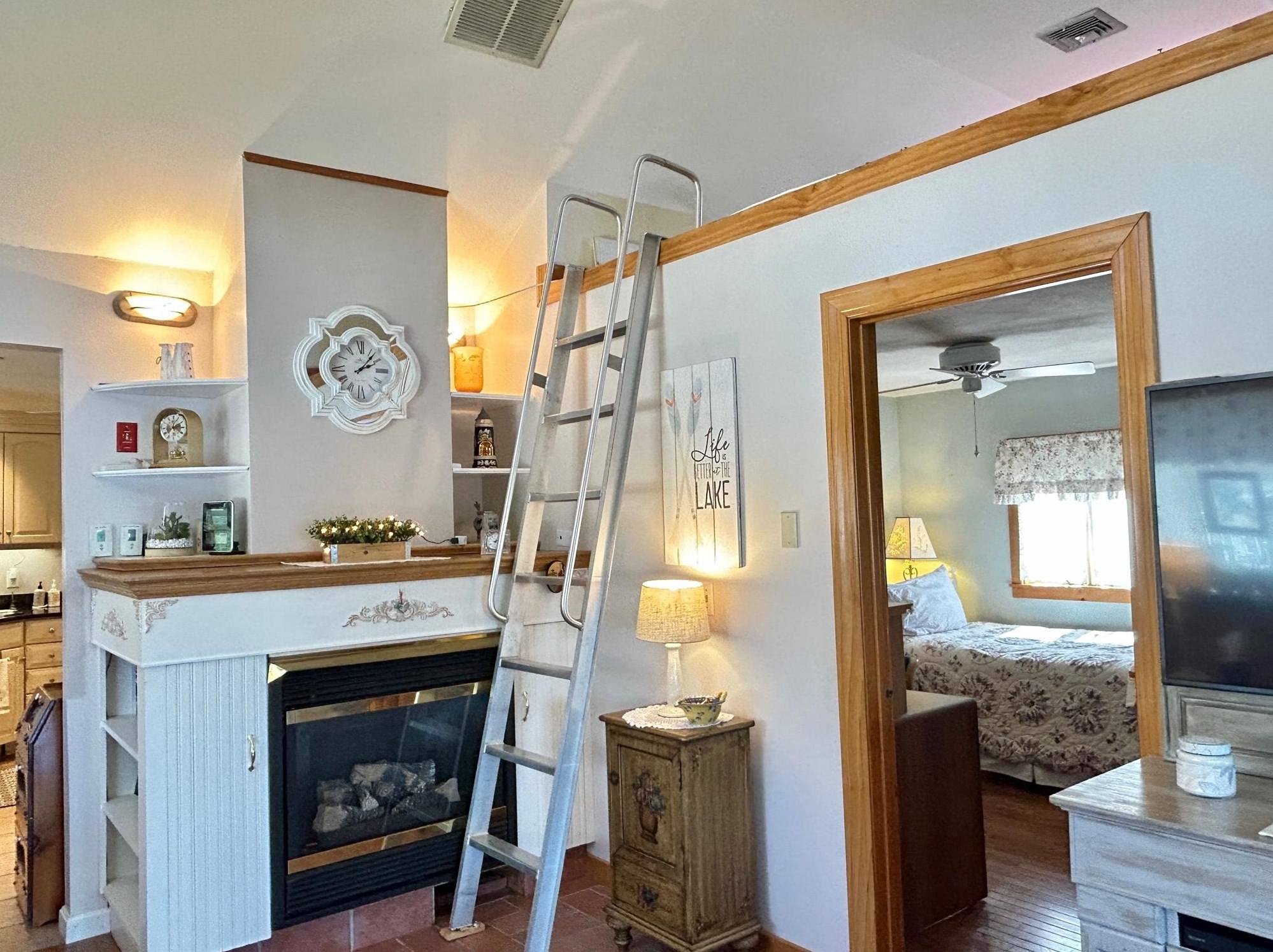 25 Wenmarks Rd, Newton NH 03858-3321 exterior