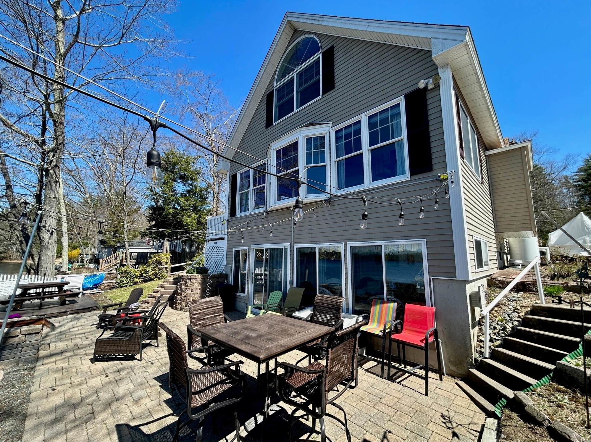 25 Wenmarks Rd, Newton NH 03858-3321 exterior