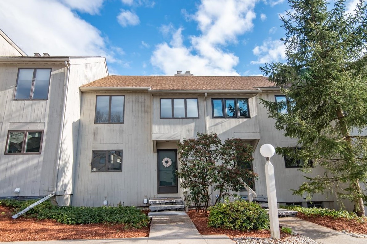 65 Victoria St #19, Manchester, NH 03104