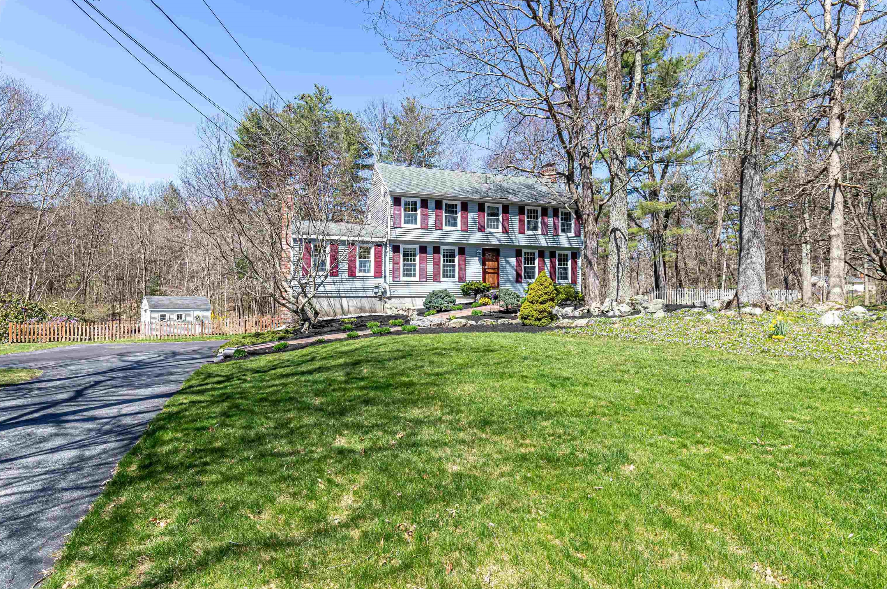 7 Independence Ave, Derry, NH 03038