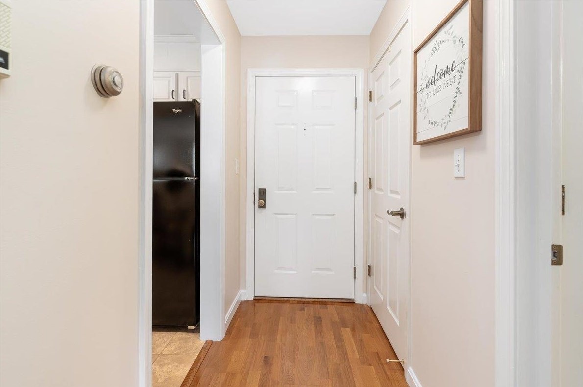 490 N River Rd #20, Manchester, NH 03104