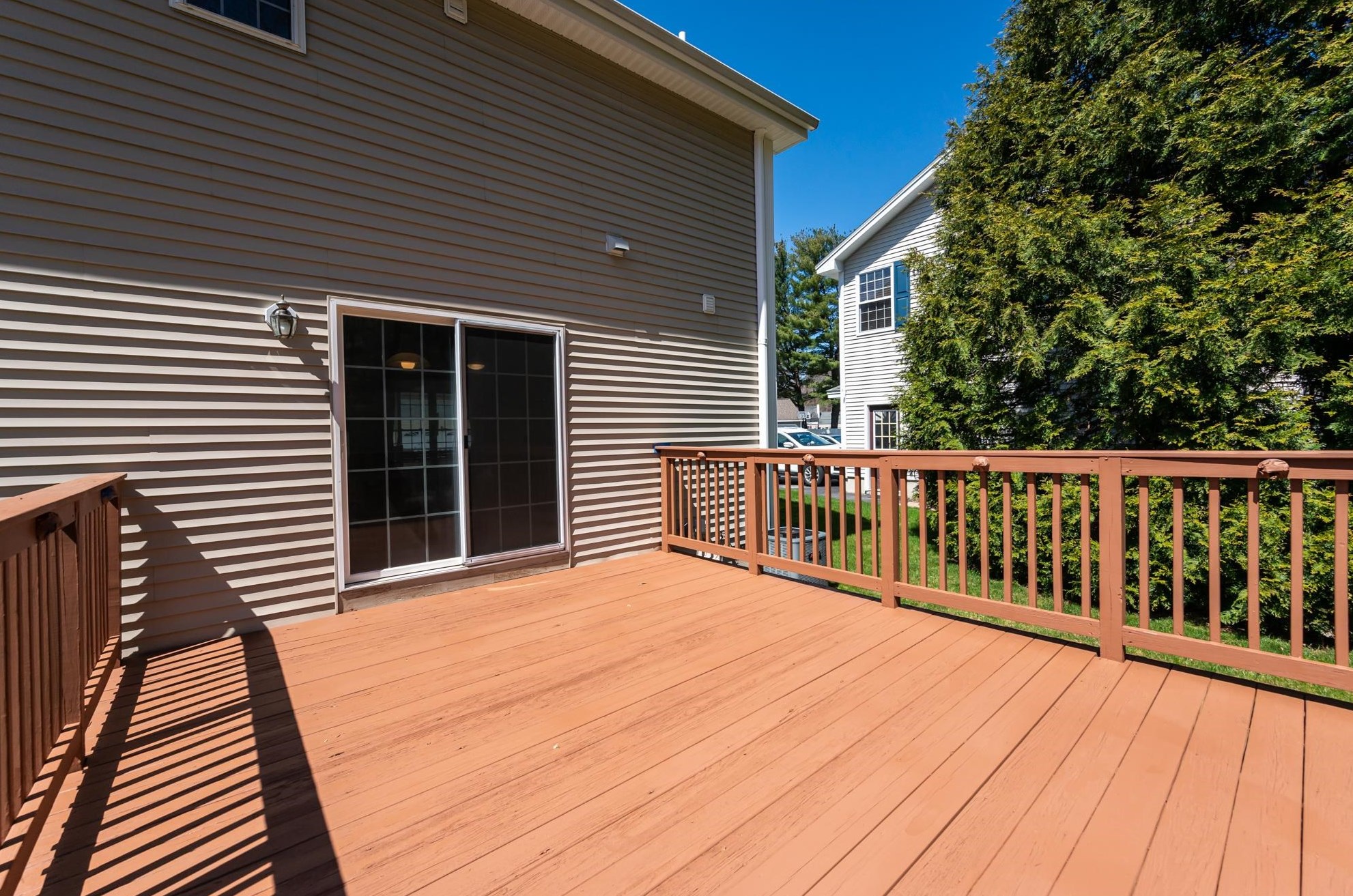 78 Pasture Dr, Manchester NH  03102-4958 exterior