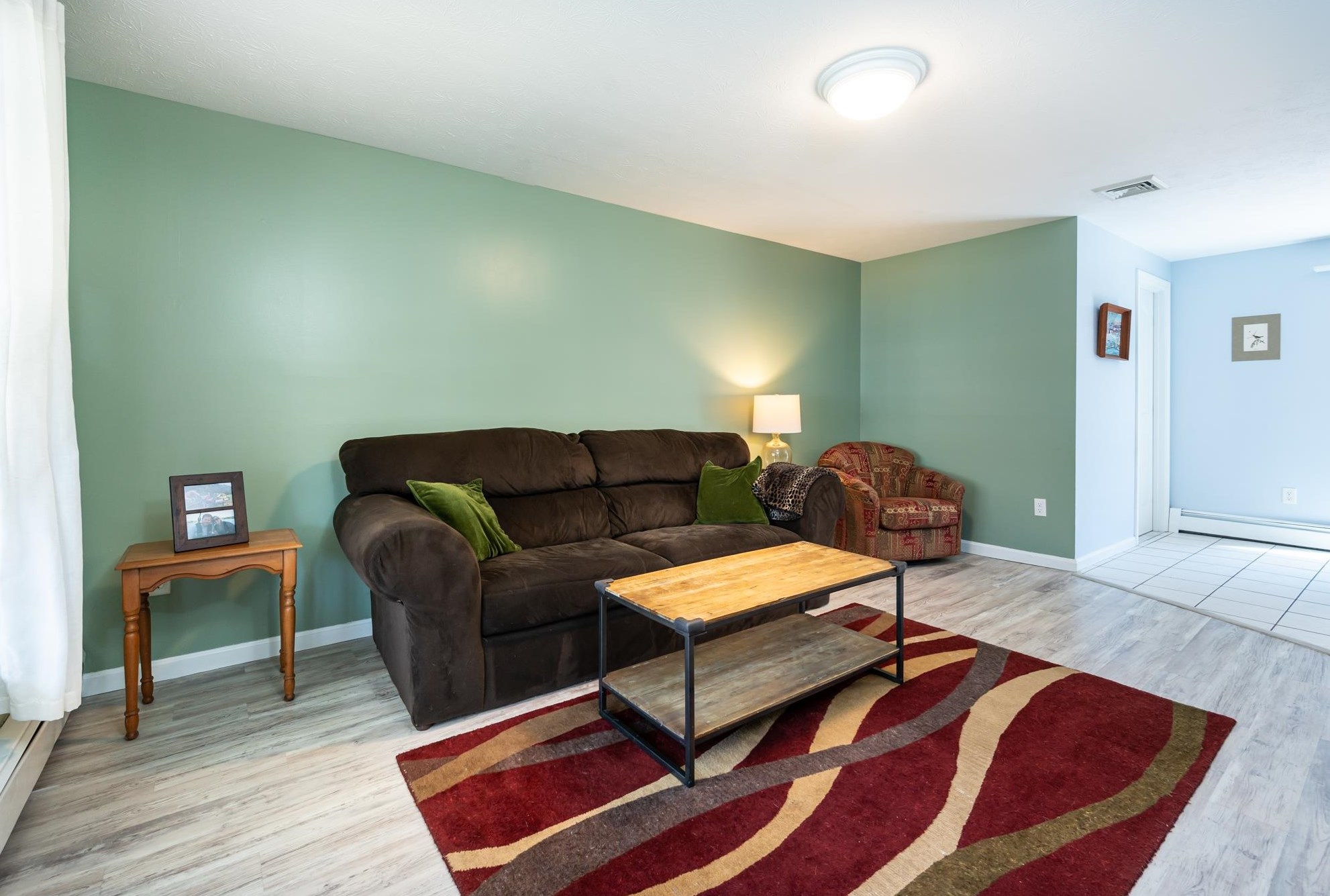 78 Pasture Dr, Manchester NH  03102-4958 exterior