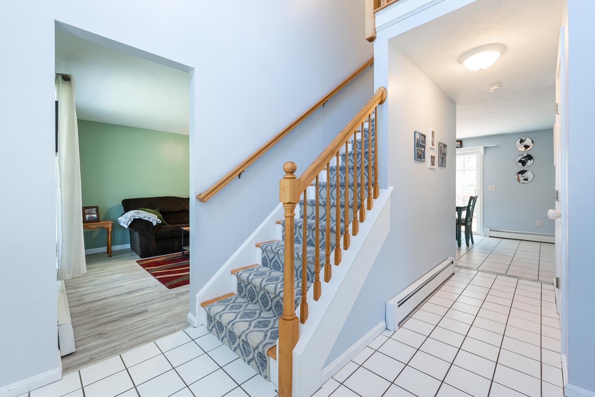 78 Pasture Dr, Manchester NH  03102-4958 exterior