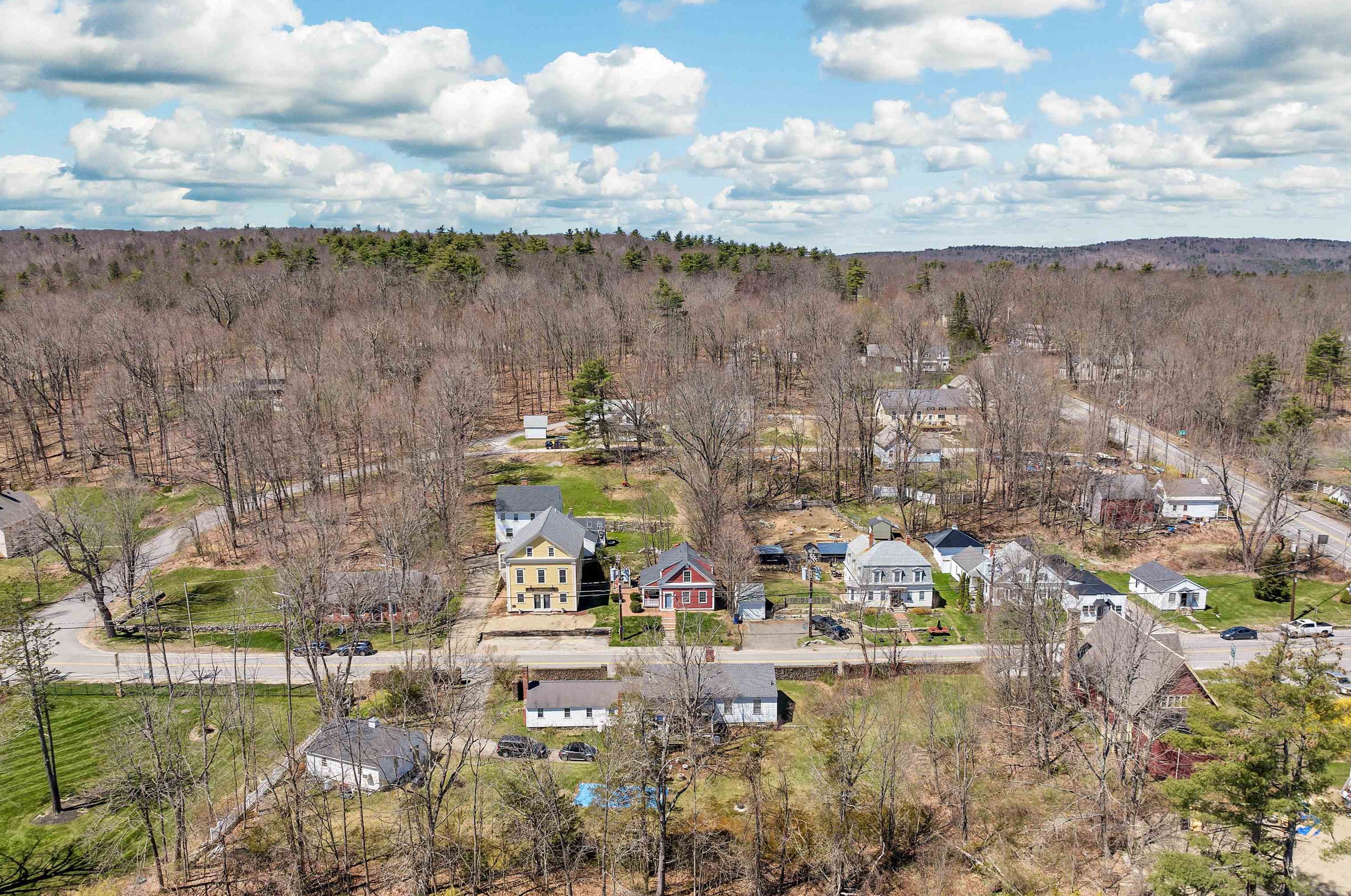 15 Main St, New Ipswich NH 03071-3714 exterior