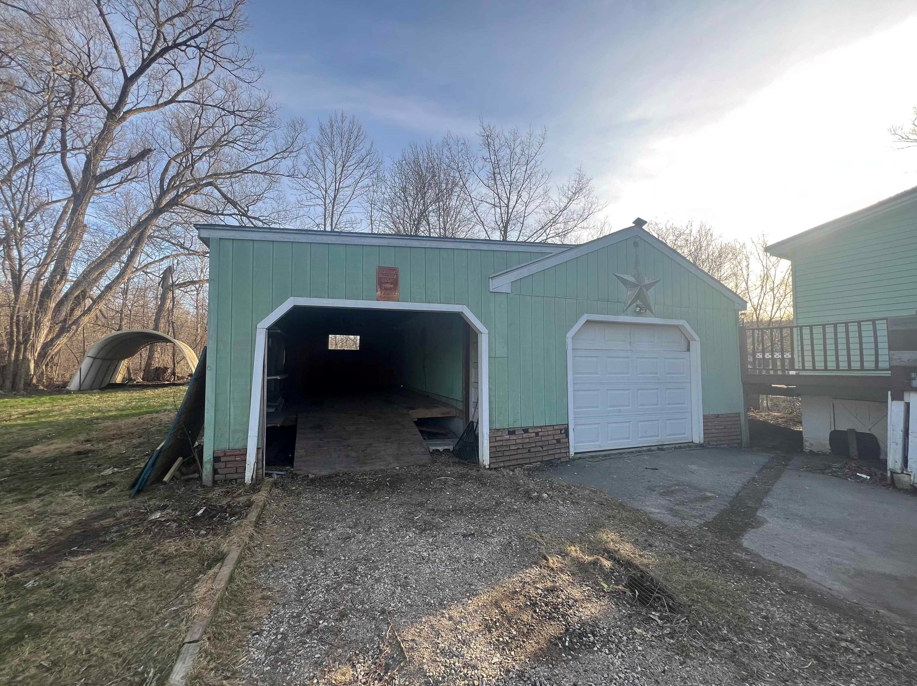 16 Turcotte St, Berlin, NH 03570-3371