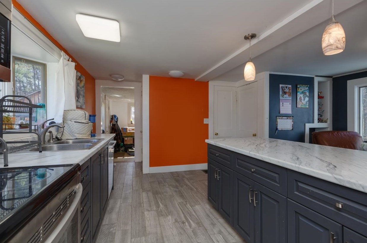 88 Burnham Intervale Rd, Hopkinton, NH 03229