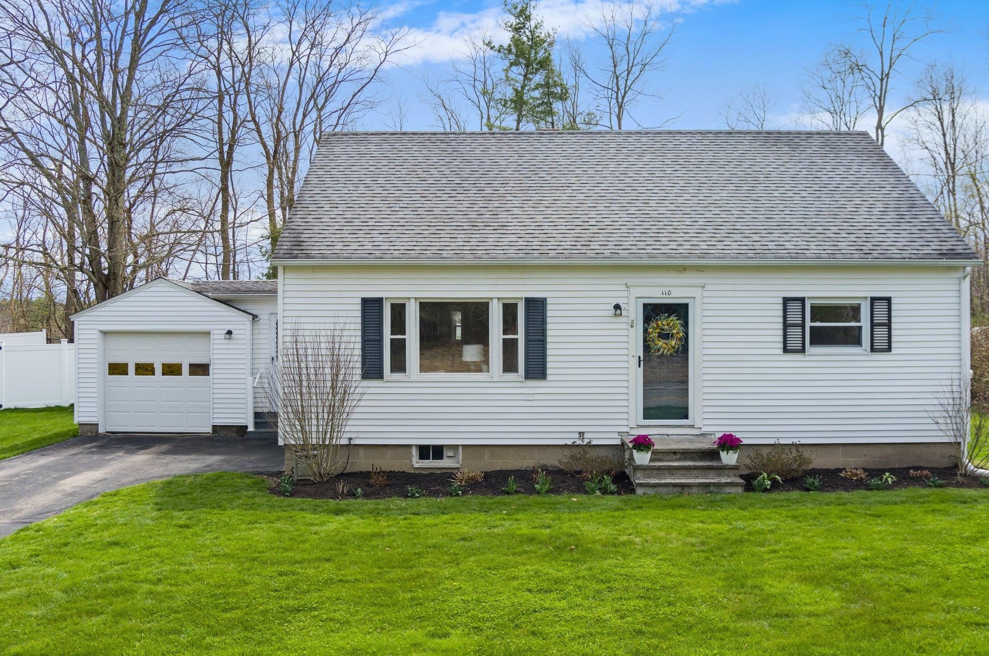 110 6th St, Dover, NH 03820