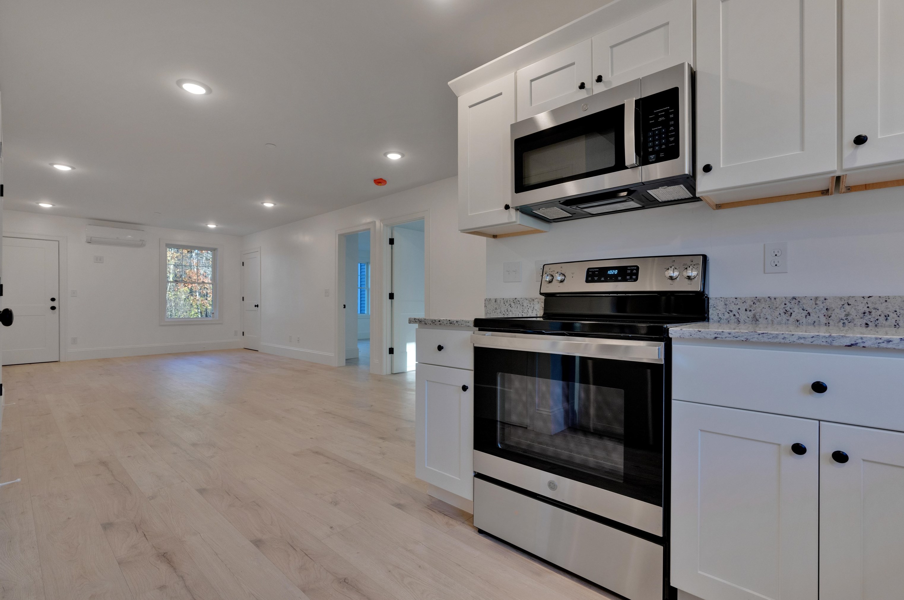 19 Tampa Dr #h5, Rochester, NH 03867