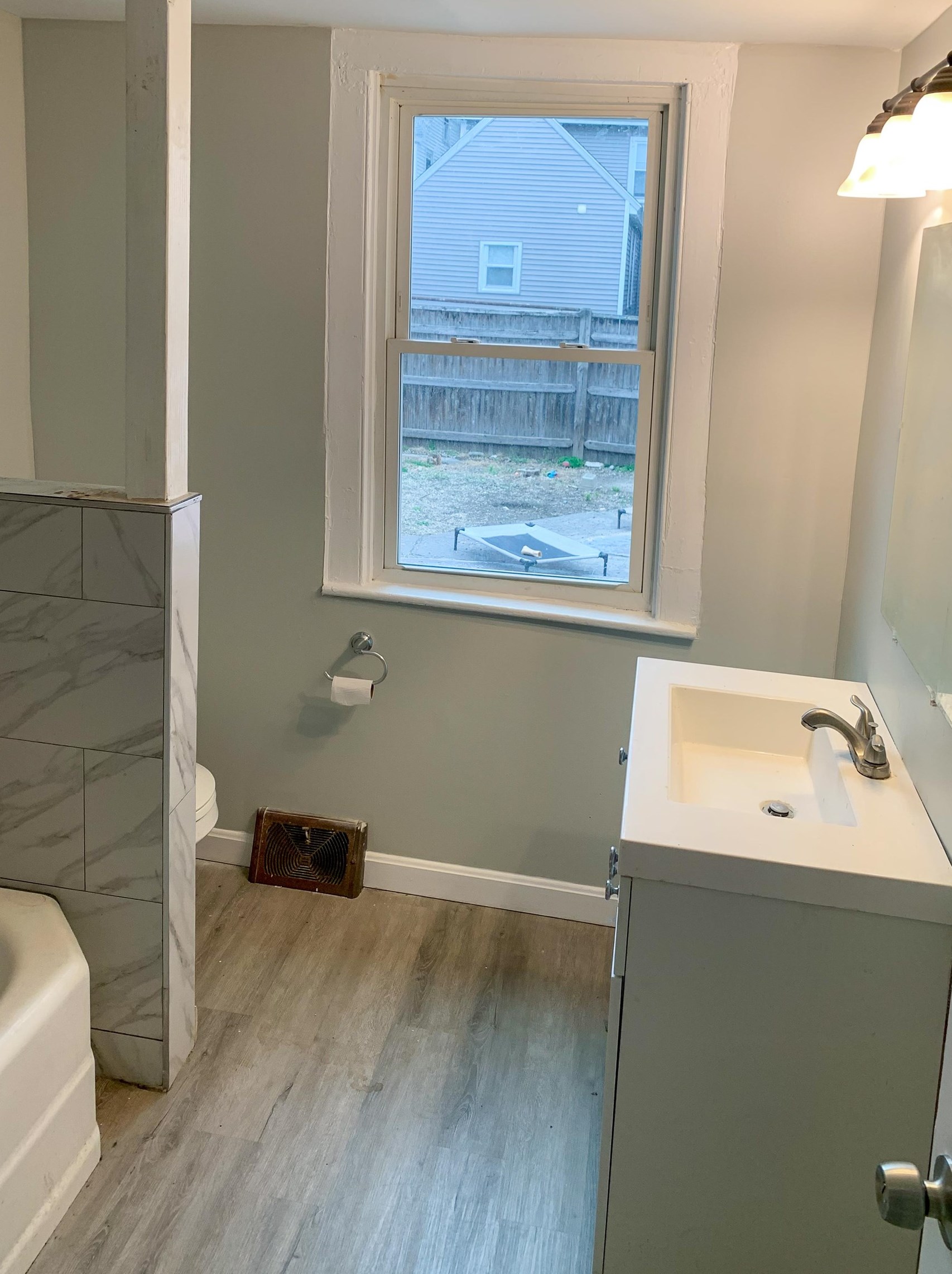 15 Pleasant St, Nashua NH  03060-3330 exterior
