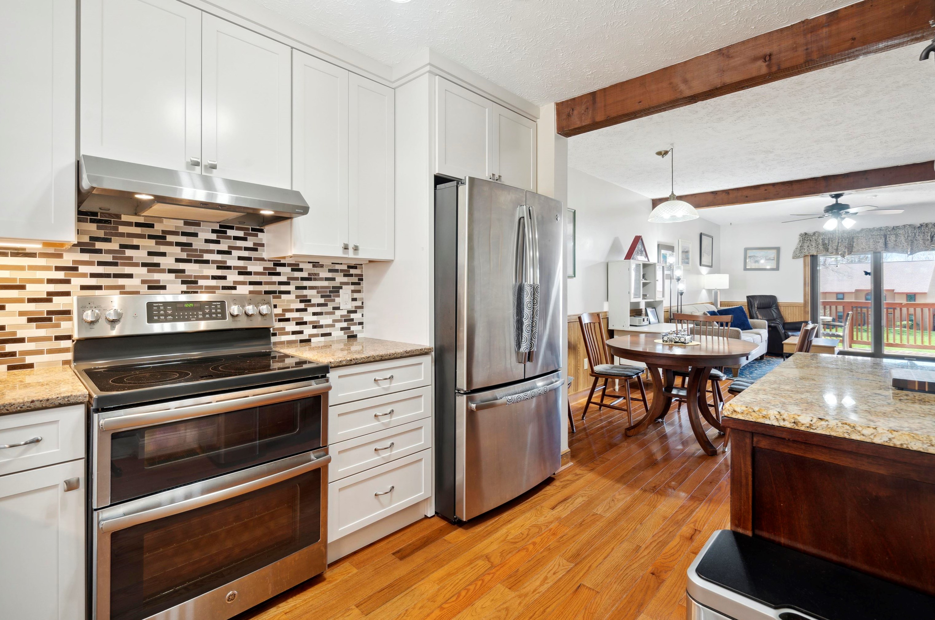 240 Franklin St, Laconia, NH 03246-2379