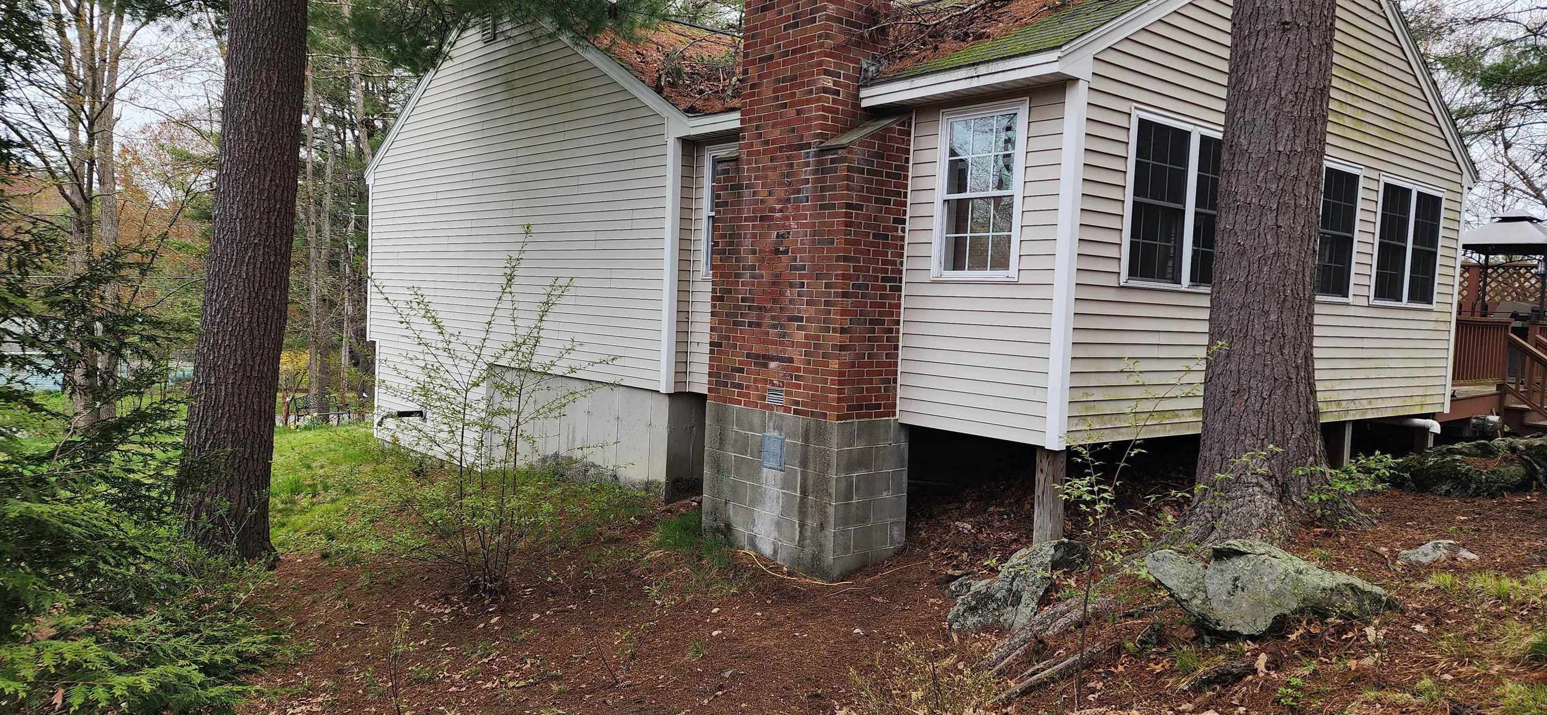 180 Back River Rd, Manchester, NH 03110