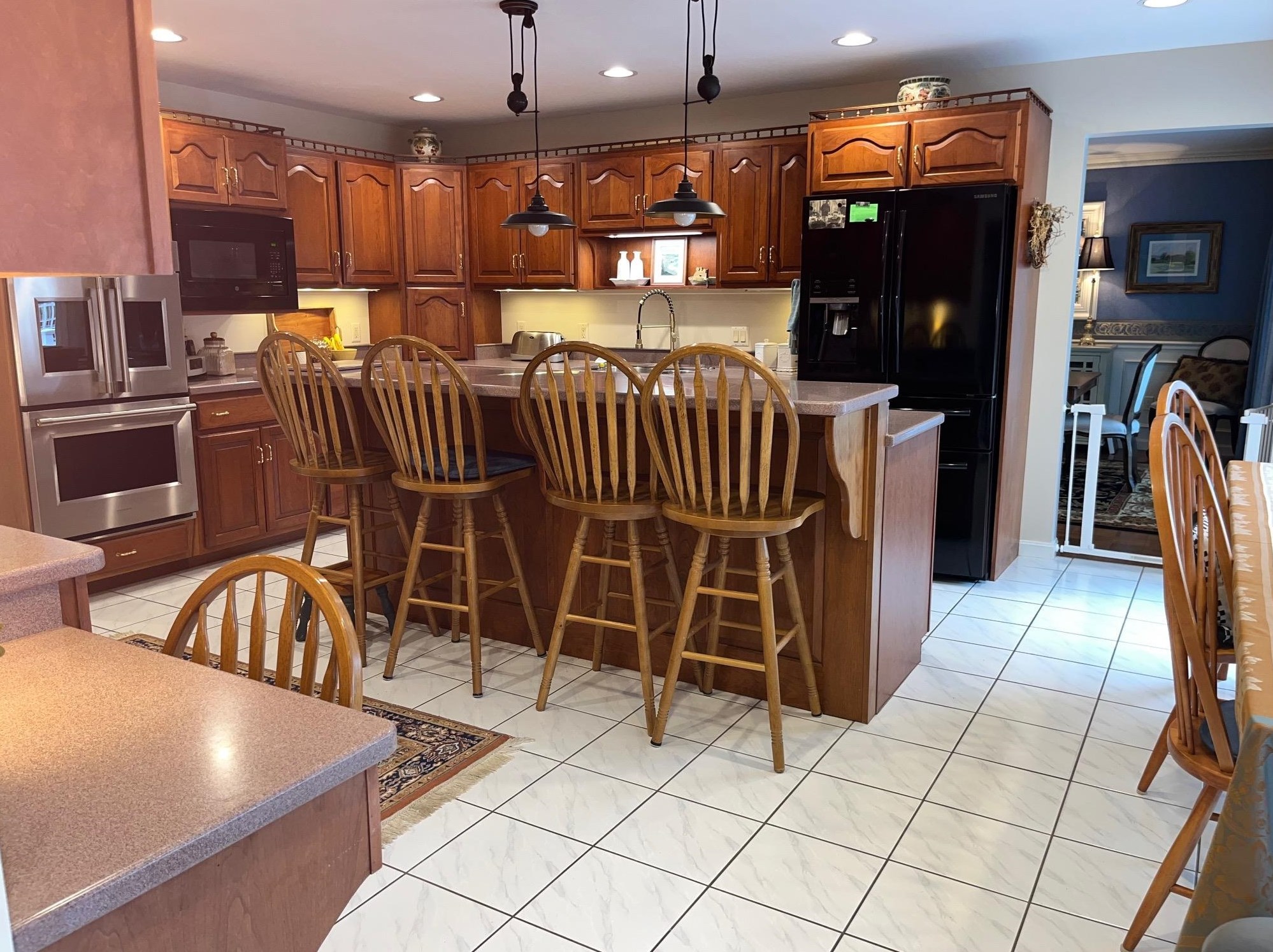 4 Maplewood Dr, Tuftonboro NH  03894-4024 exterior