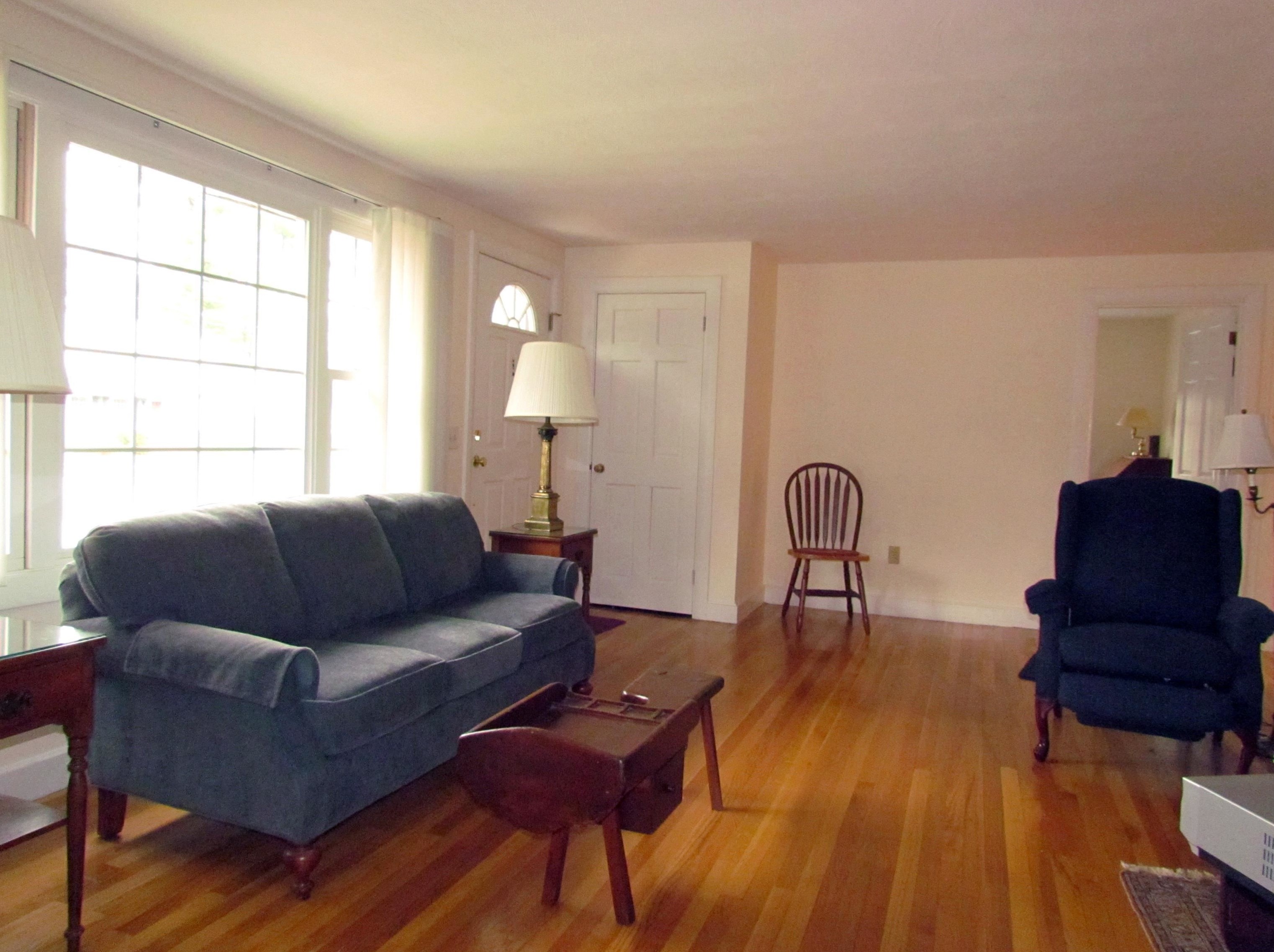 36 Dublin Ave, Nashua, NH 03063