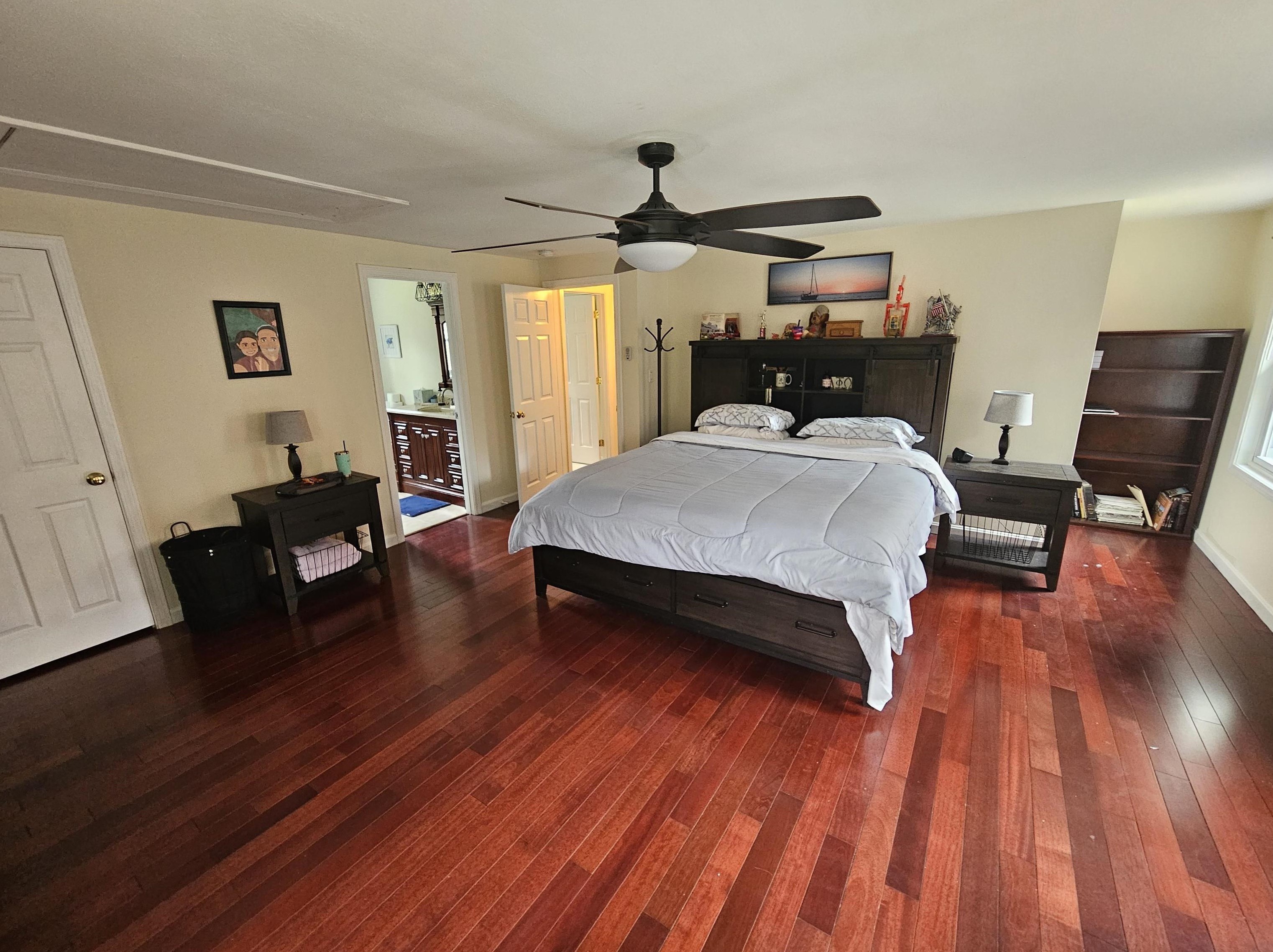 68 Naticook Rd, Merrimack NH  03054-4219 exterior