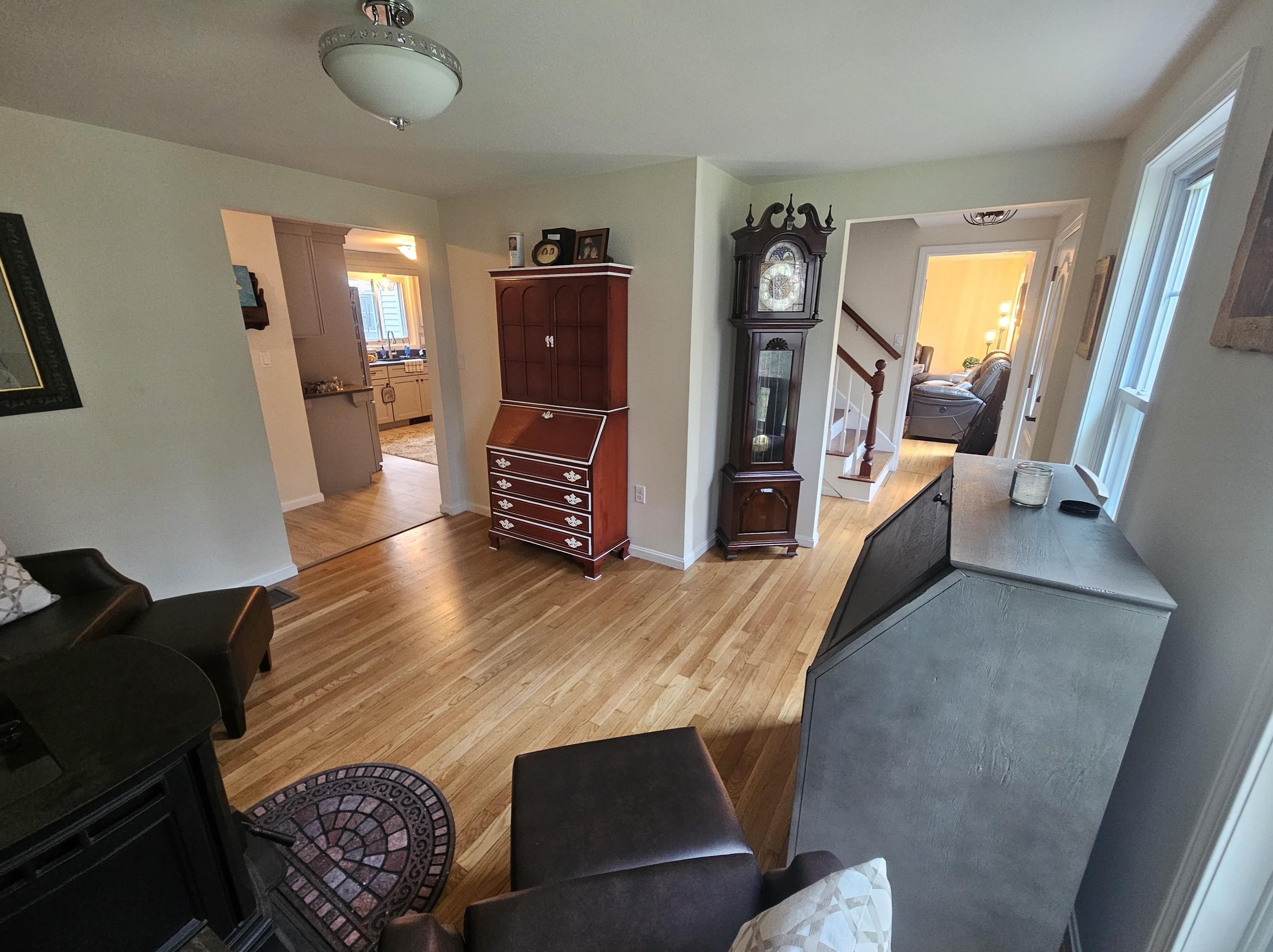 68 Naticook Rd, Merrimack NH  03054-4219 exterior