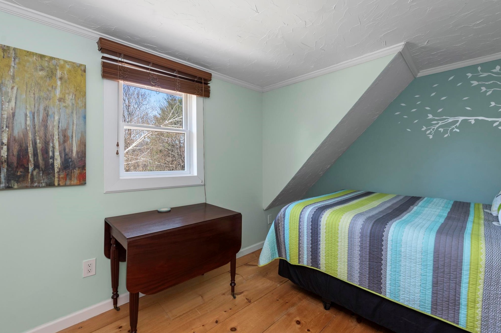 306 Berry Rd, Bridgewater NH 03222-6807 exterior