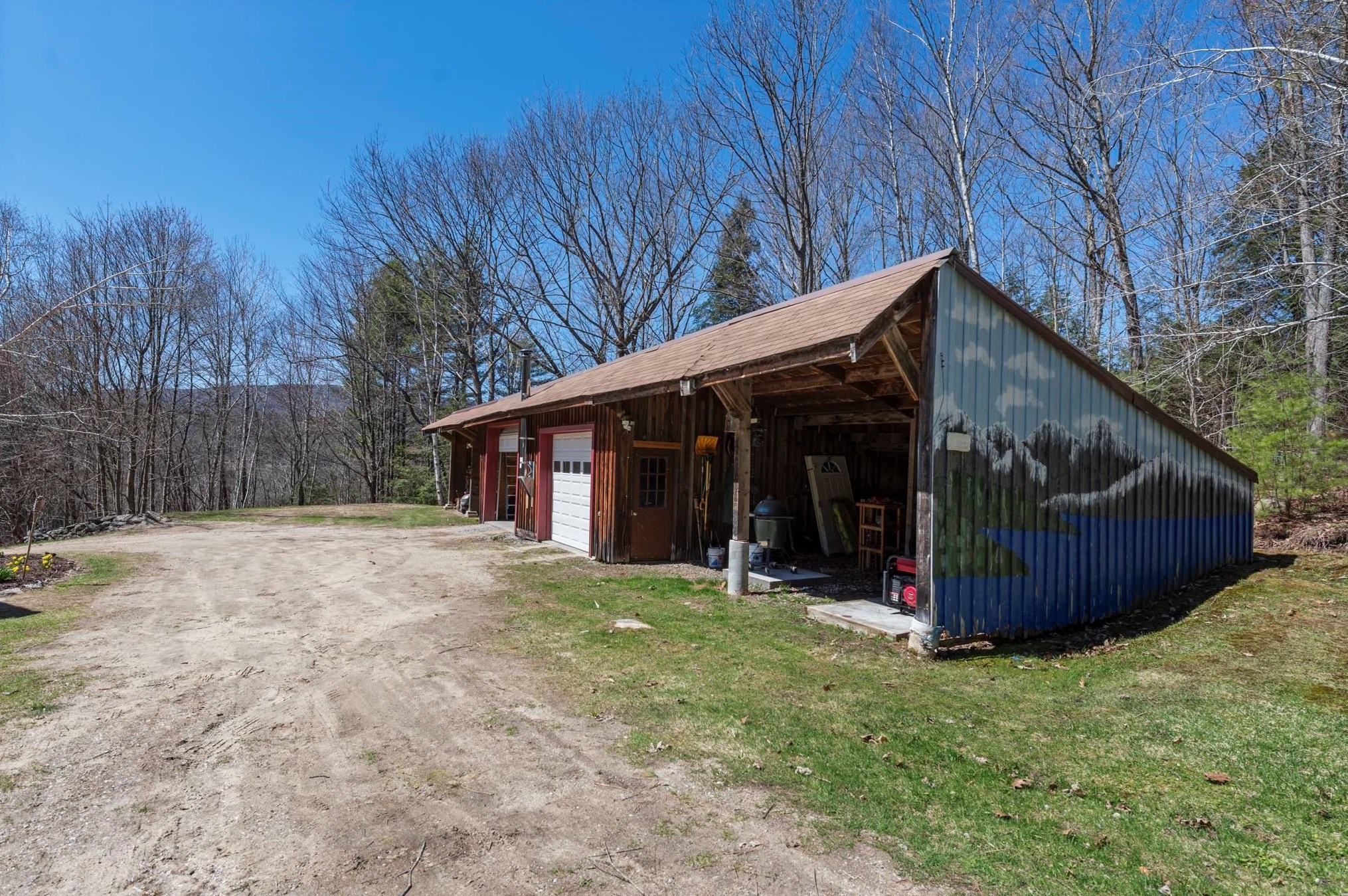 306 Berry Rd, Bridgewater NH 03222-6807 exterior