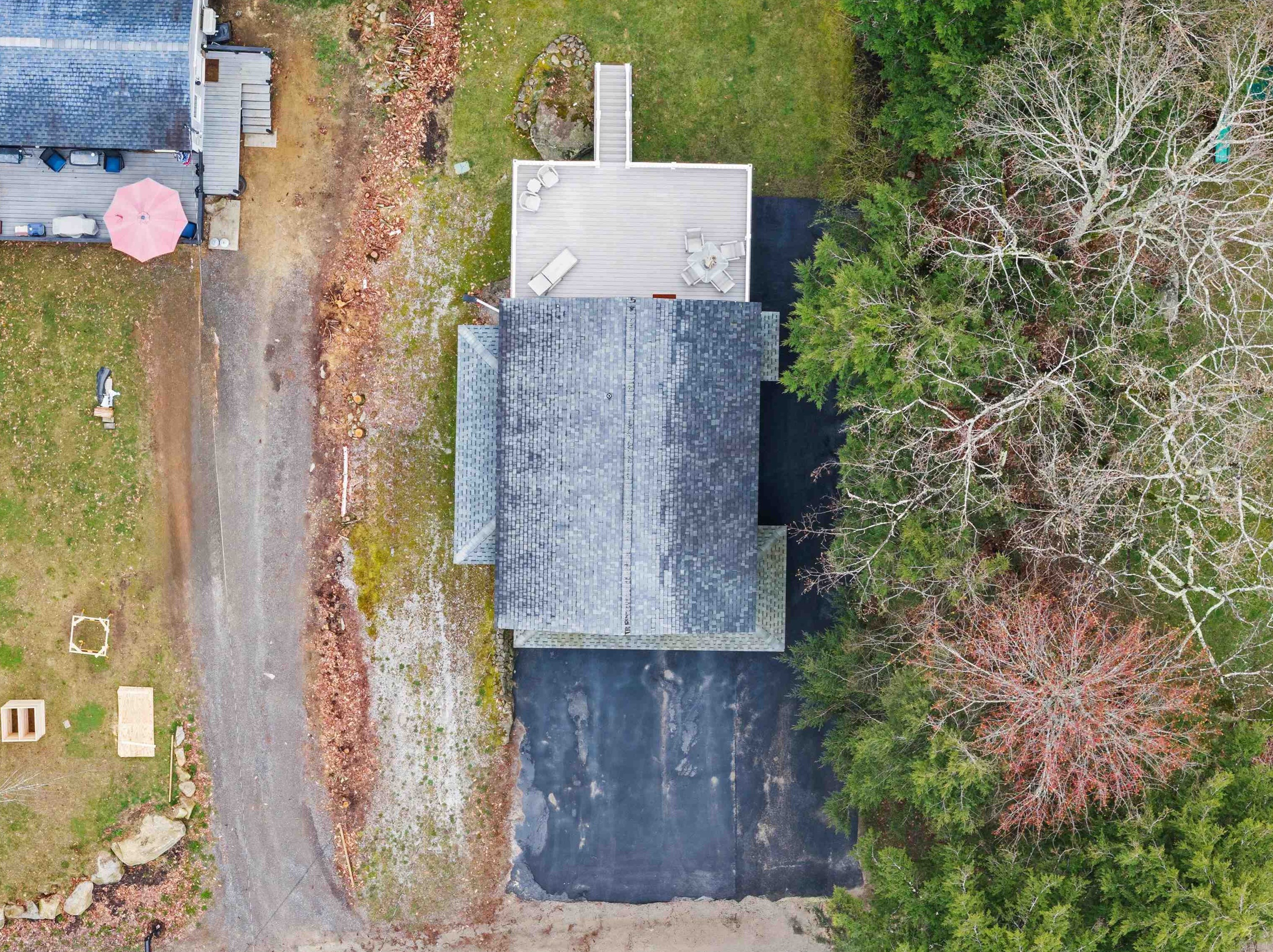 214 Long Pond Rd, Northwood NH  03261-3228 exterior