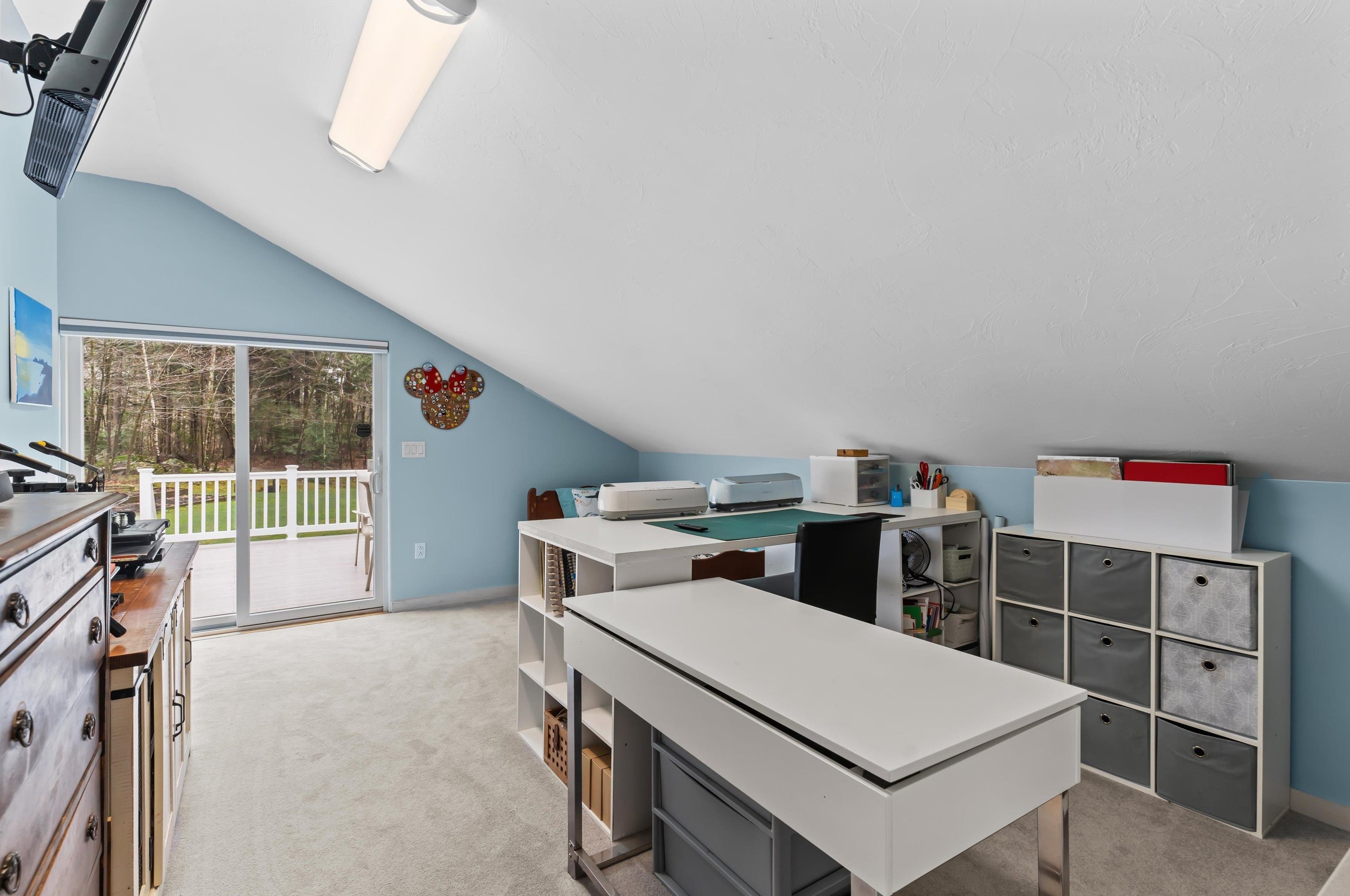 214 Long Pond Rd, Northwood NH  03261-3228 exterior