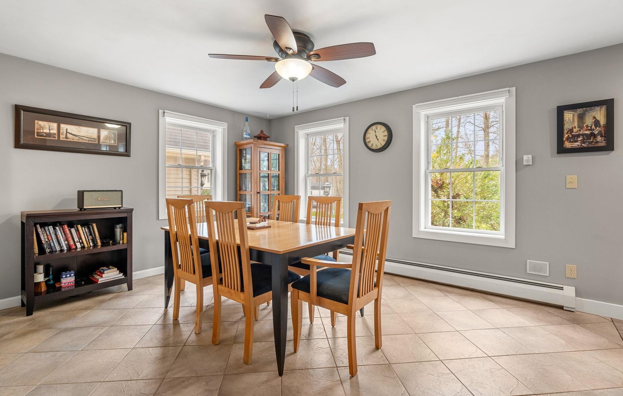 128 Leda Ave, Manchester NH  03104-4158 exterior