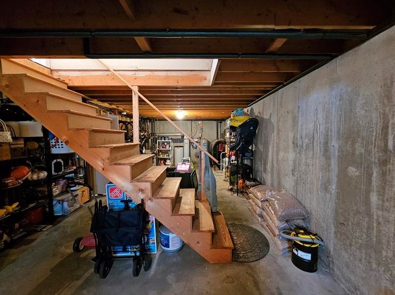 276 Apple Hill Rd, Nelson NH  03445-8552 exterior