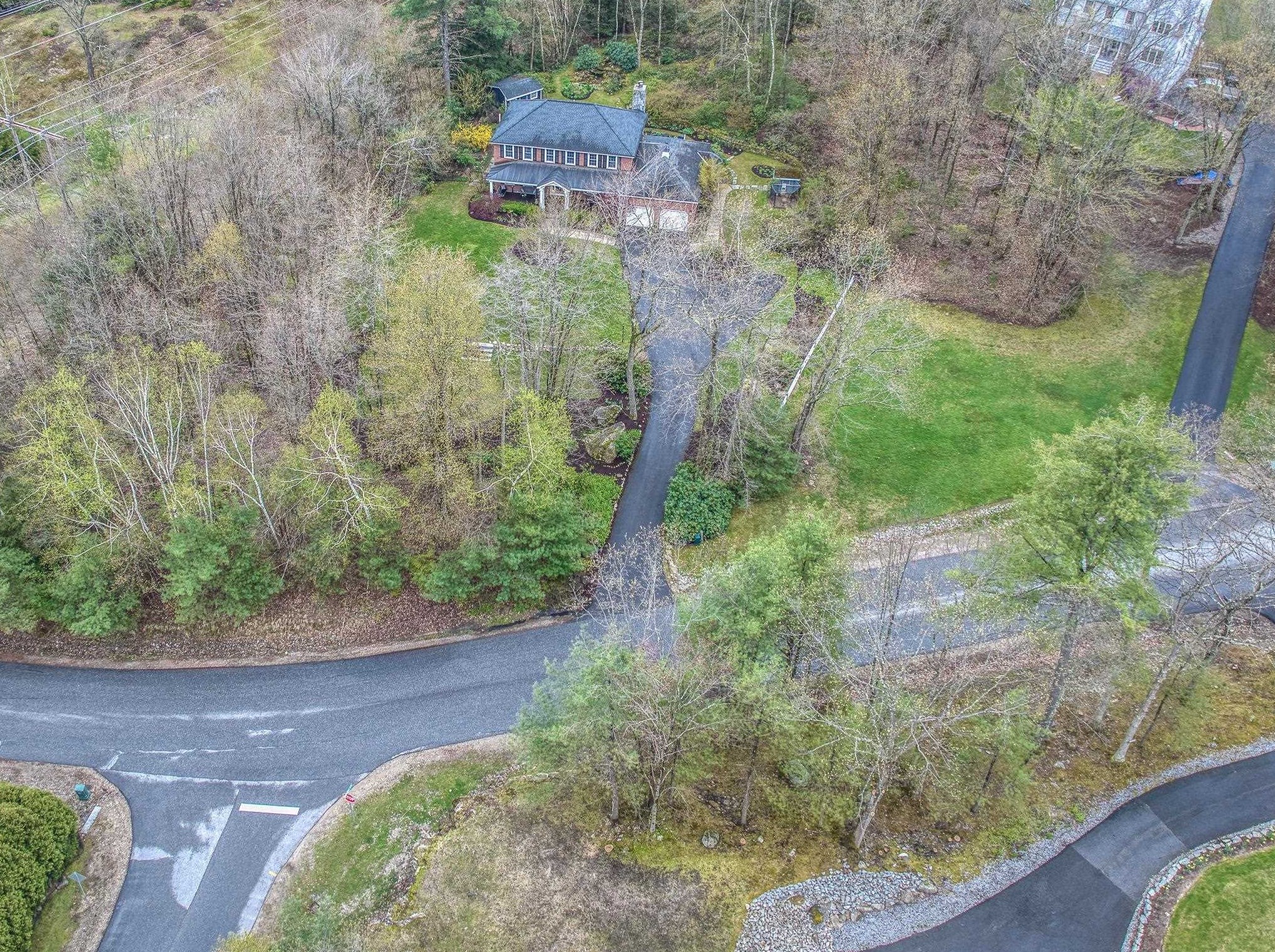 18 Brick Mill Rd, Manchester, NH 03110-5114
