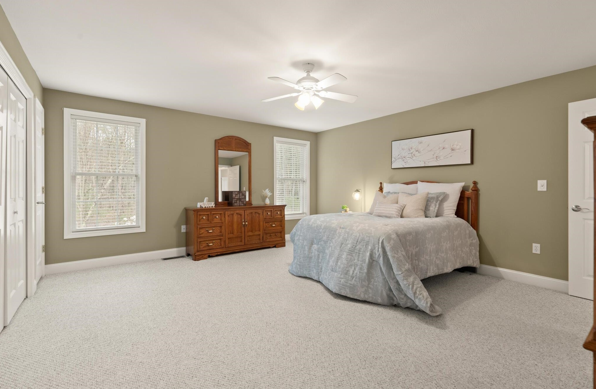 3 Arbor Cir, Hudson NH  03052-2648 exterior