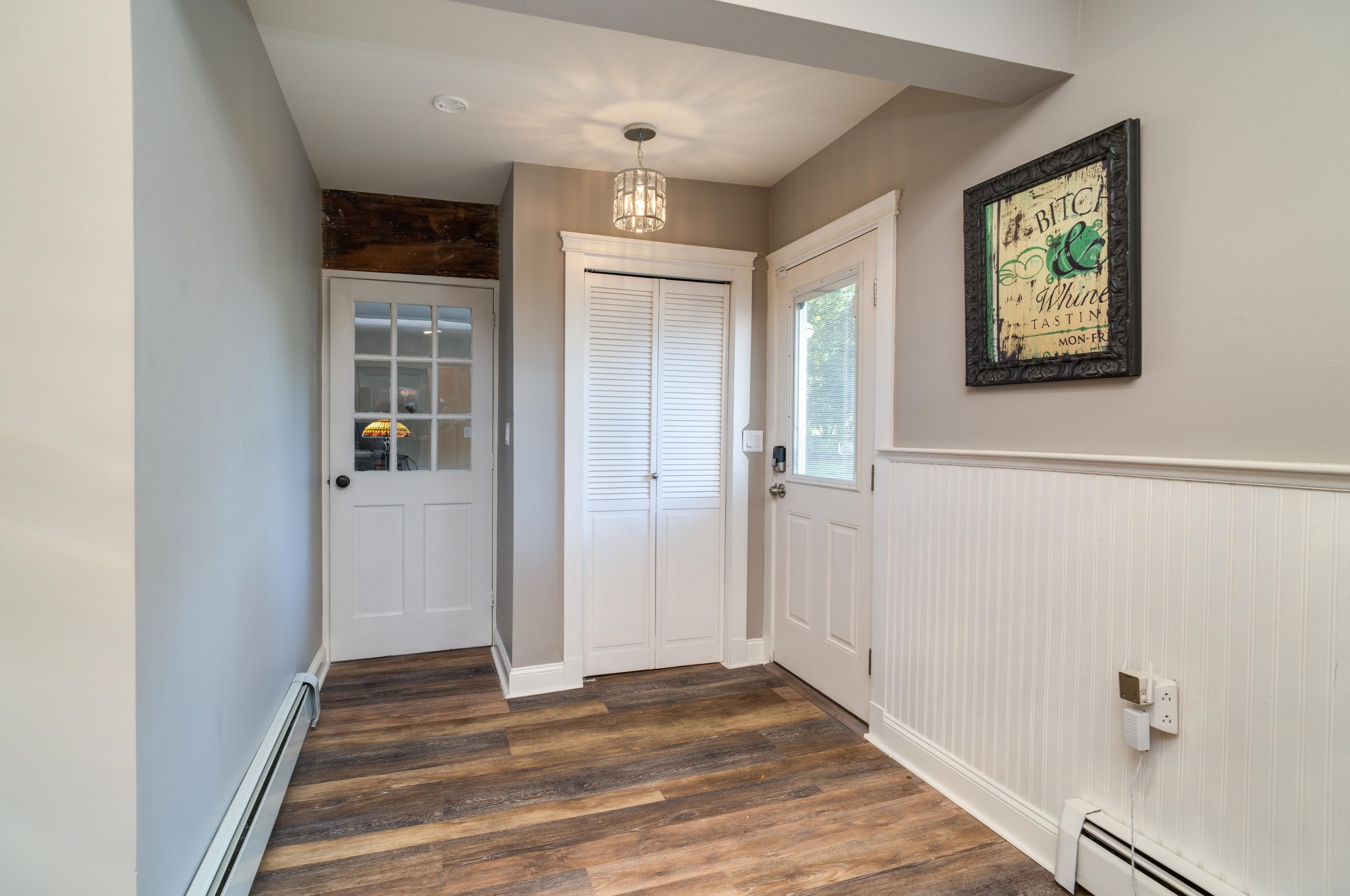 2 Emery Ln, Stratham NH  03885-2309 exterior