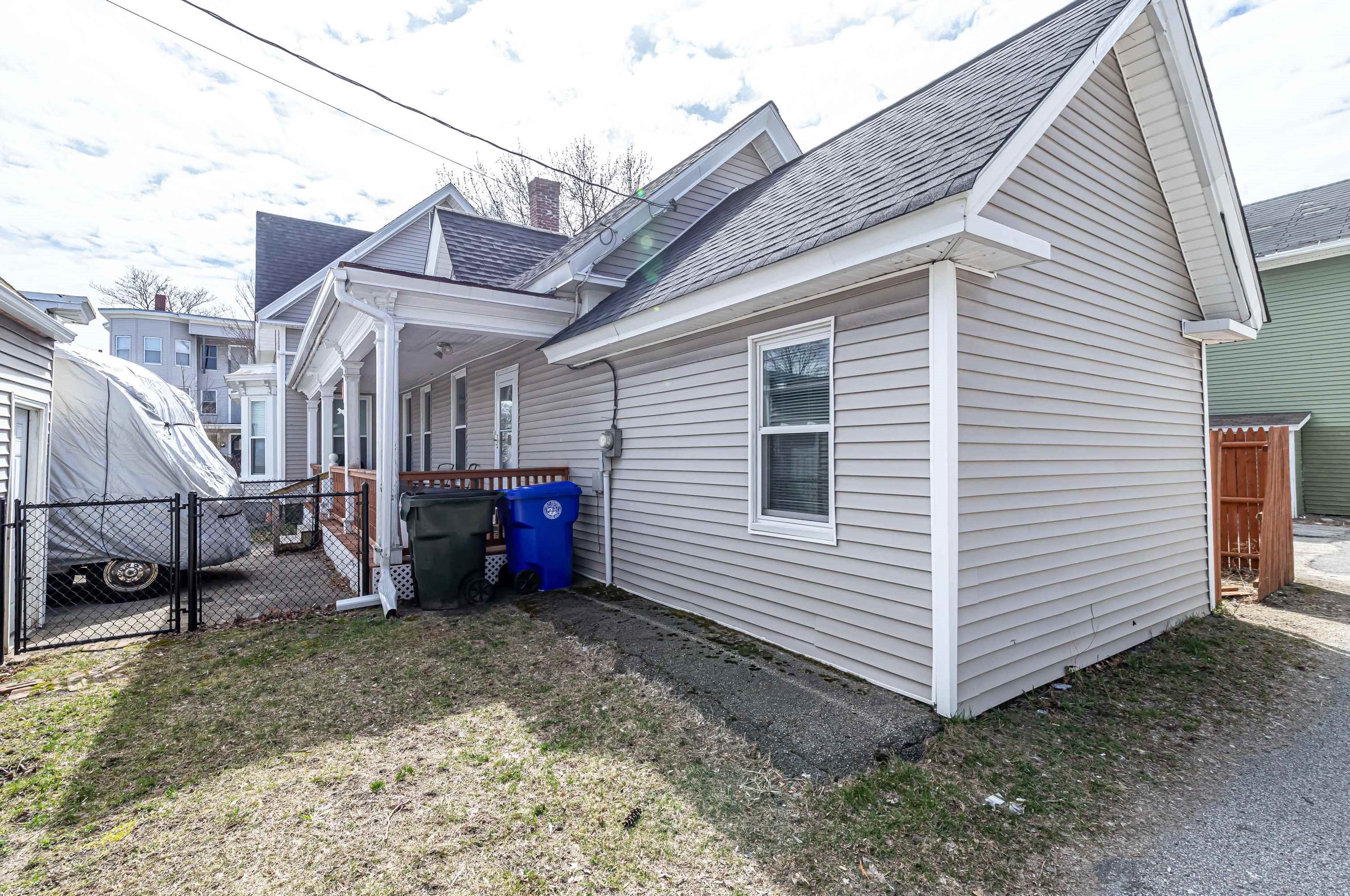 200 Laurel St, Manchester NH  03103-4740 exterior