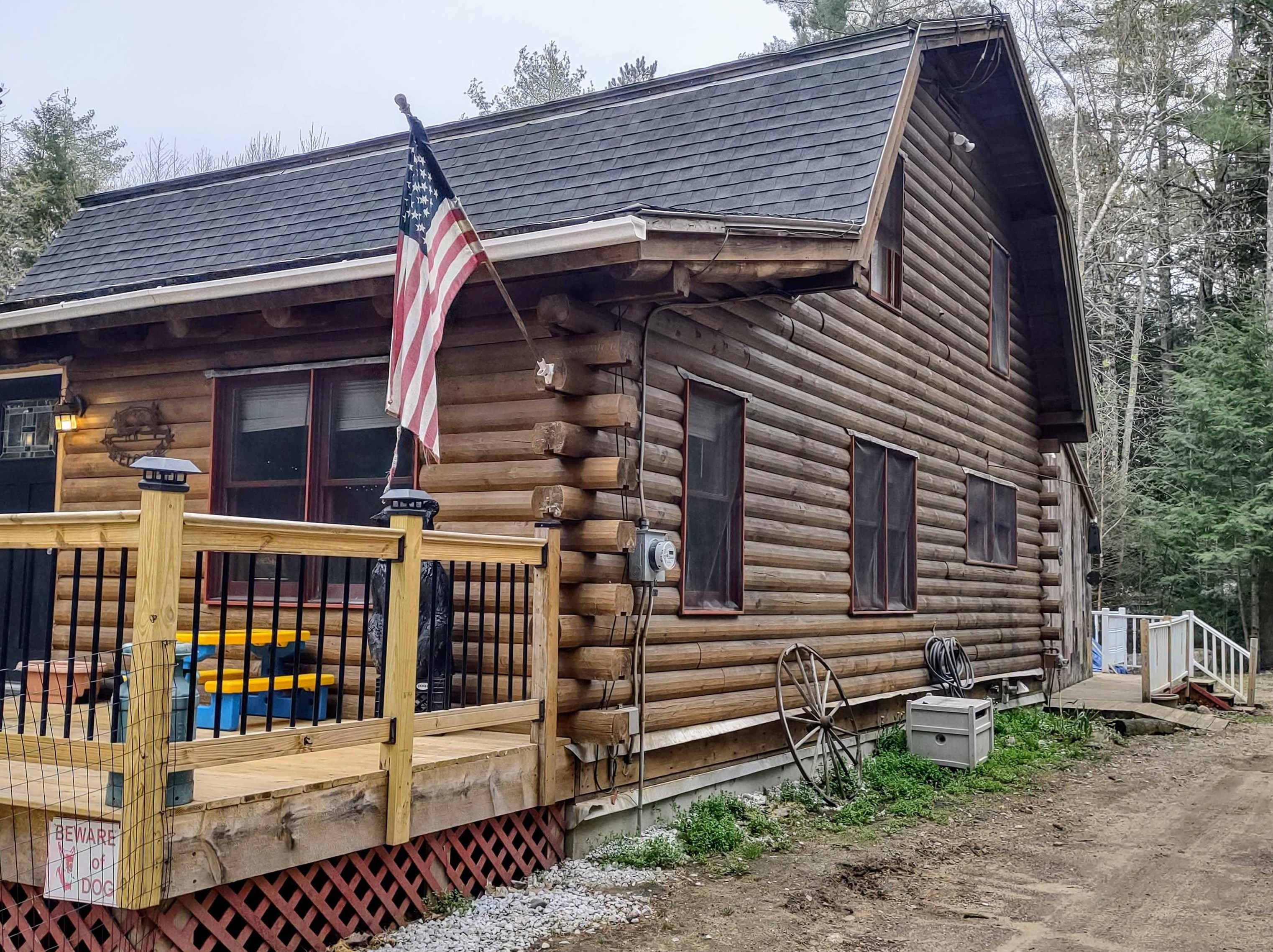 32 East Side Ln, Hill, NH 03243