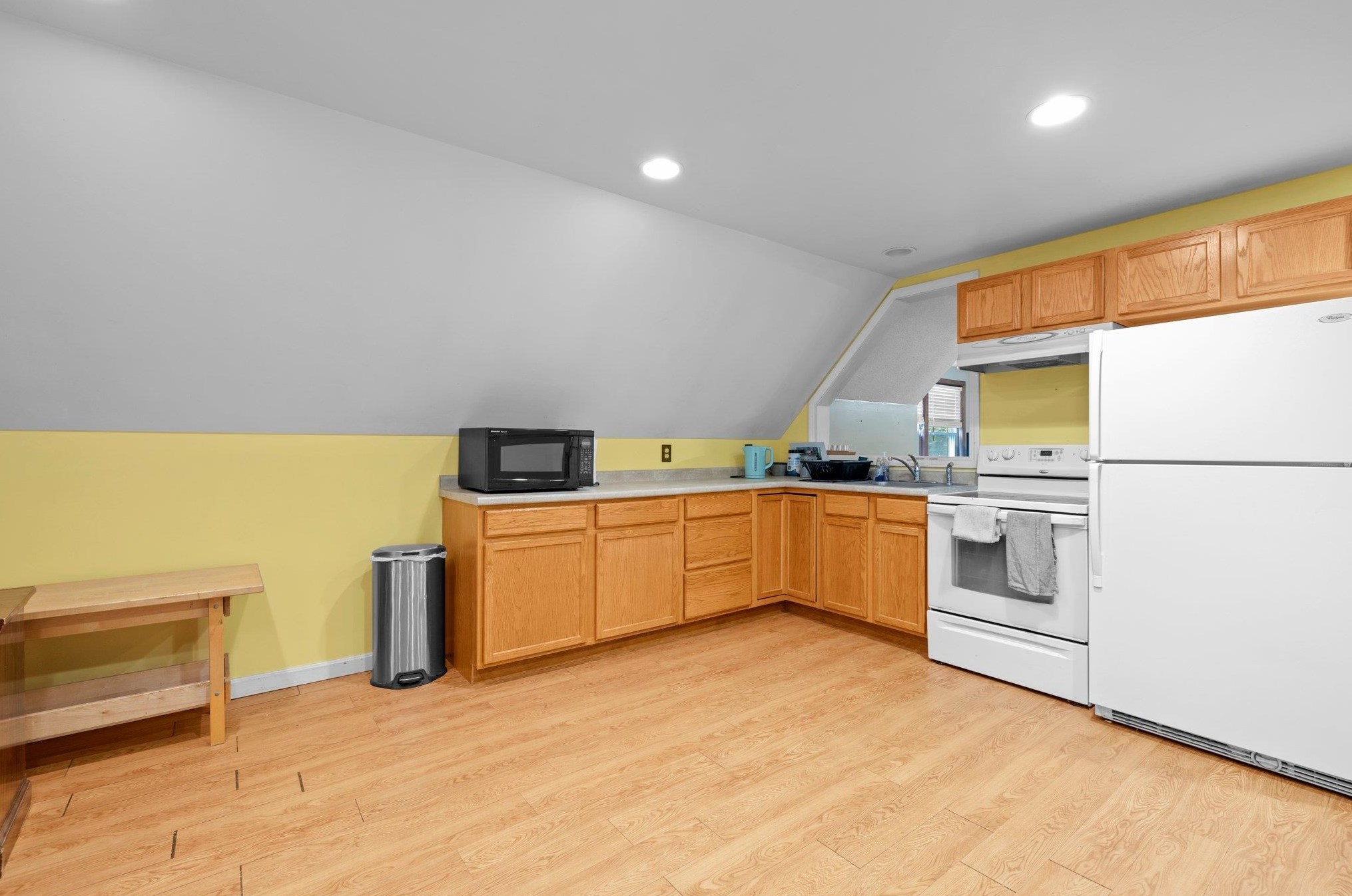 103 Durham Rd, Dover NH  03820-4363 exterior