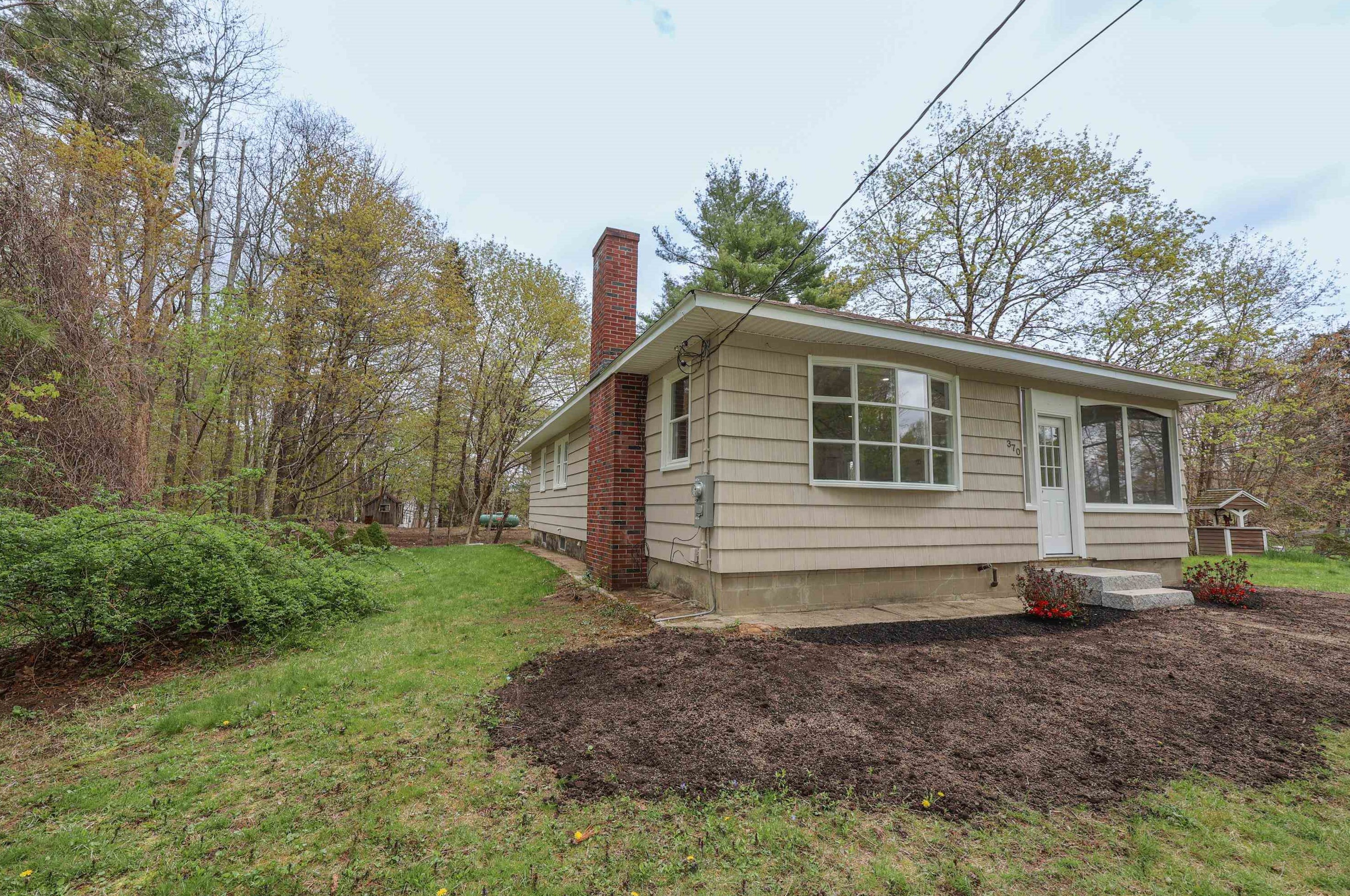 370 East Rd, Hampstead, NH 03841-2374